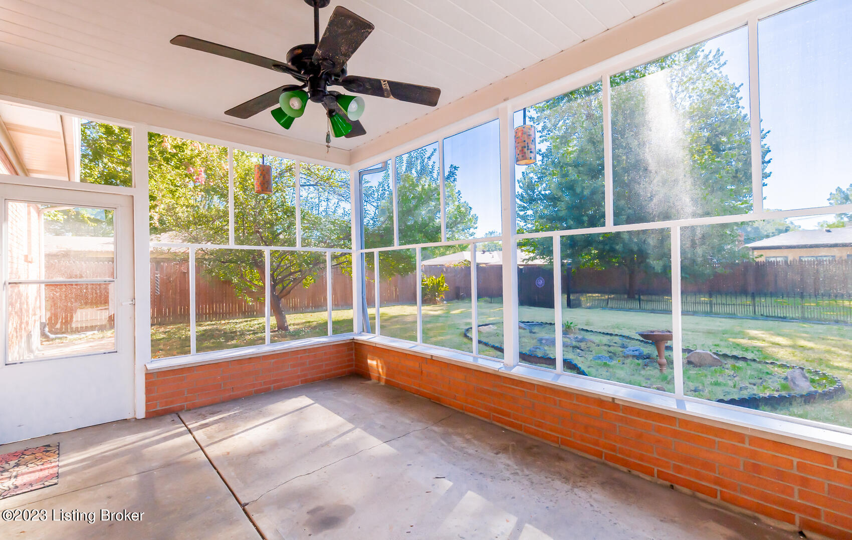 6115 Arlone Ct