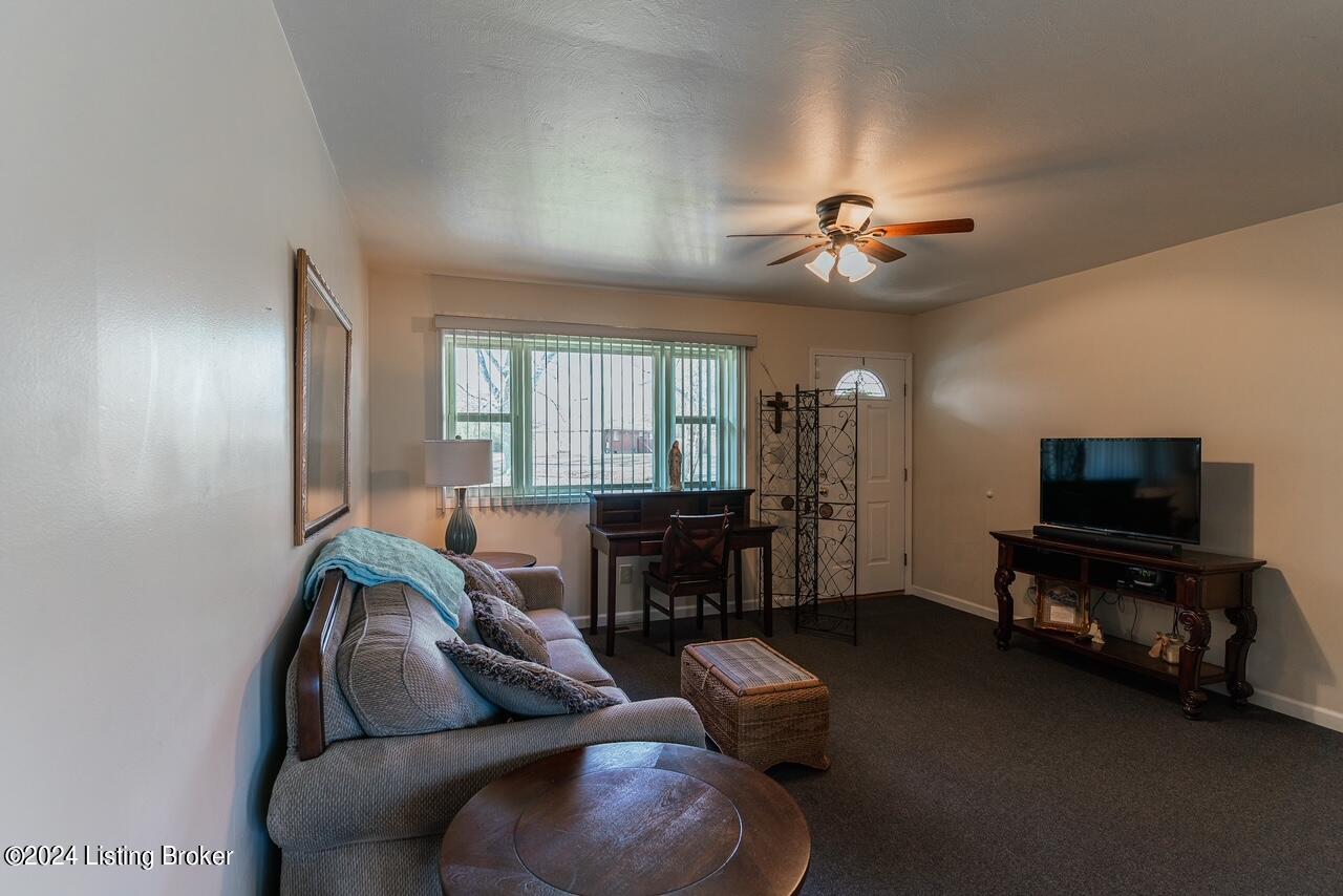 8011 Conifer Dr