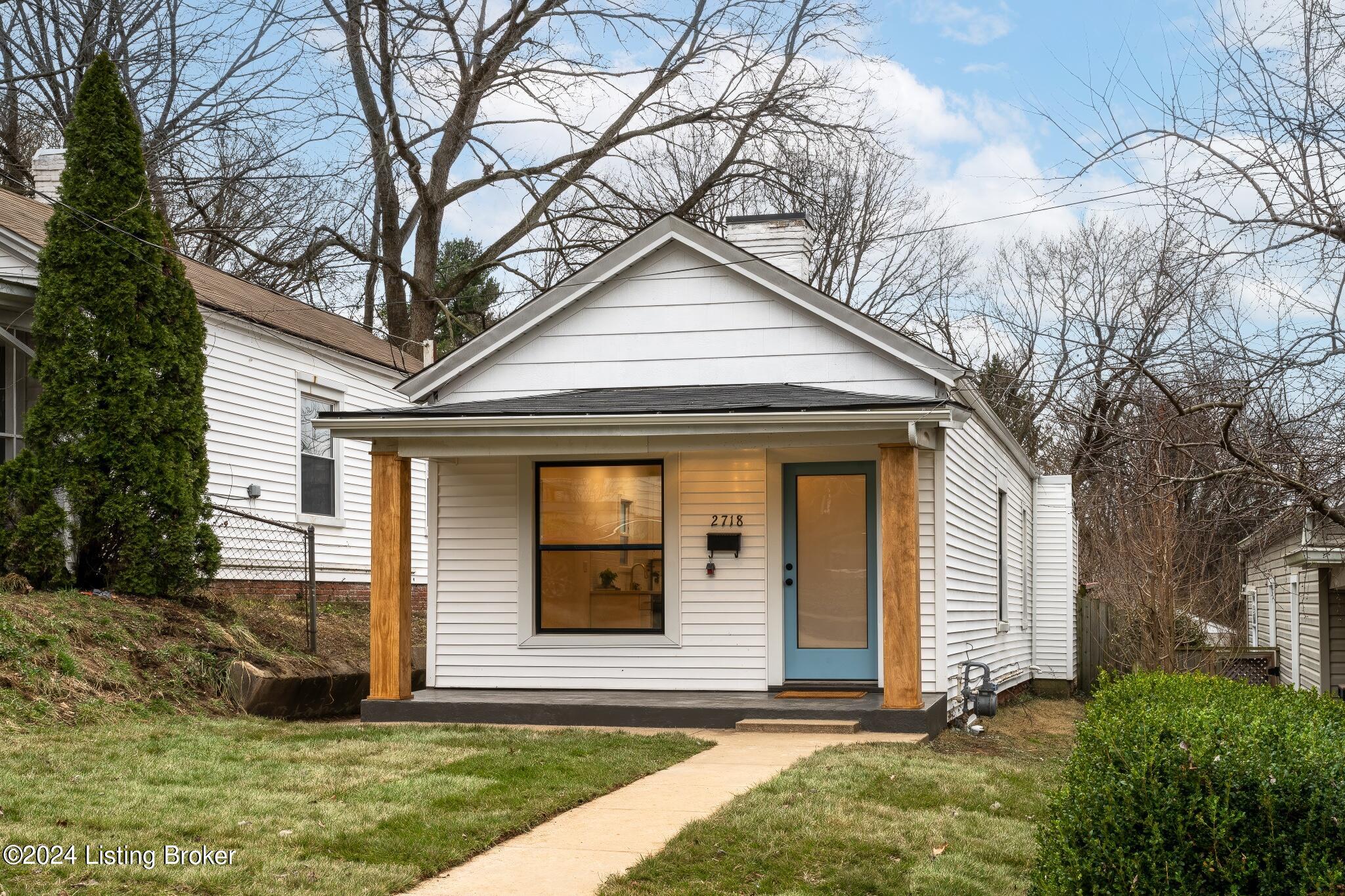 2718 Hillside Terrace