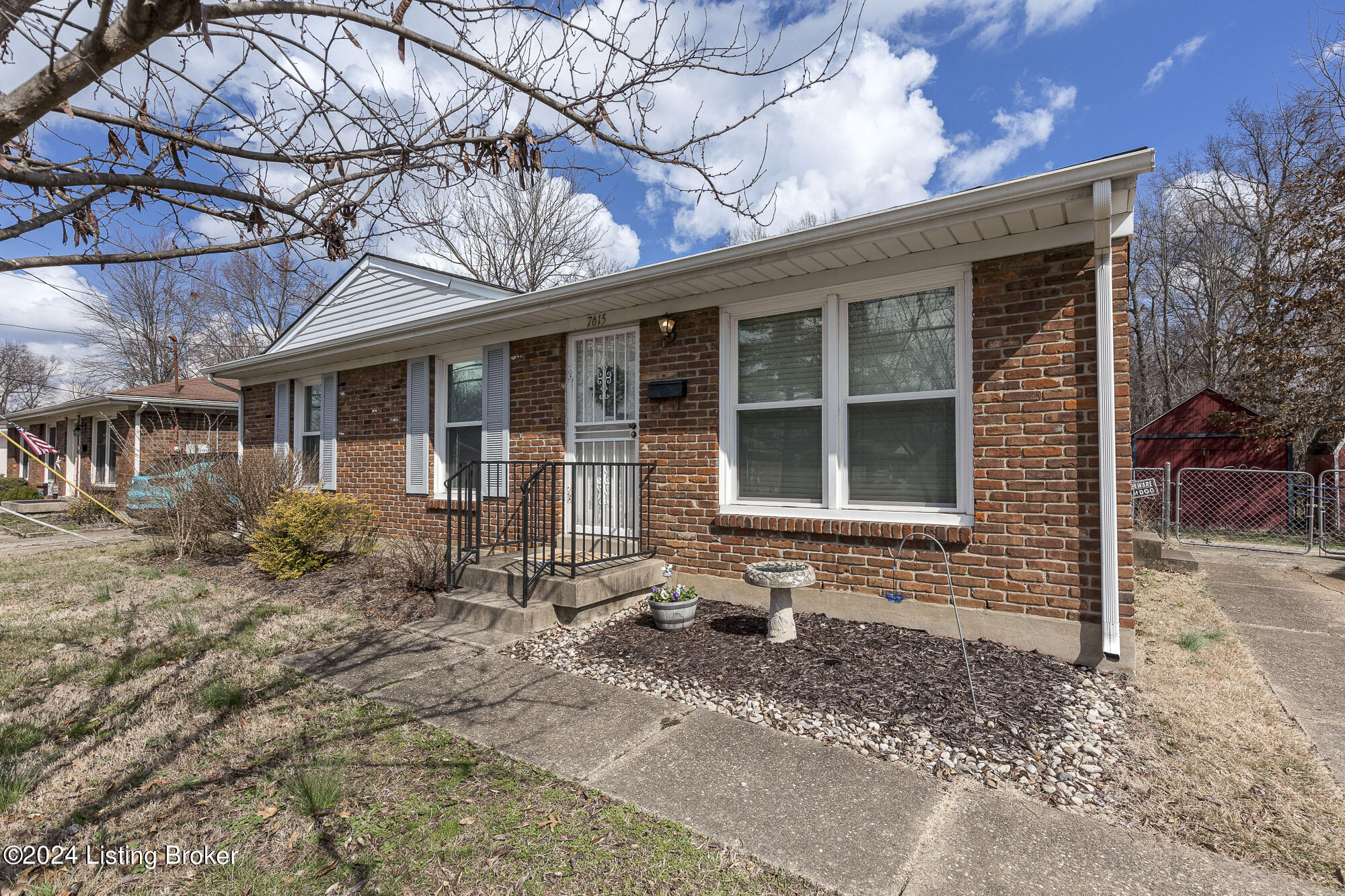 7615 Mackie Ln