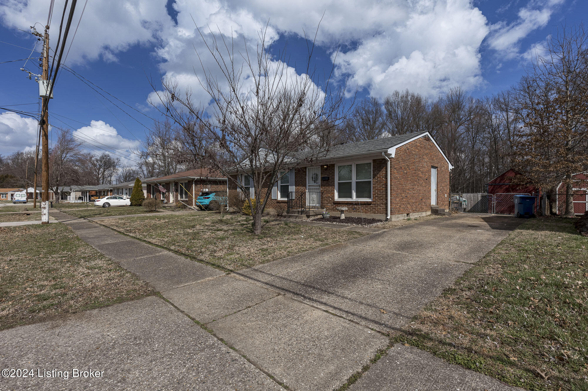 7615 Mackie Ln