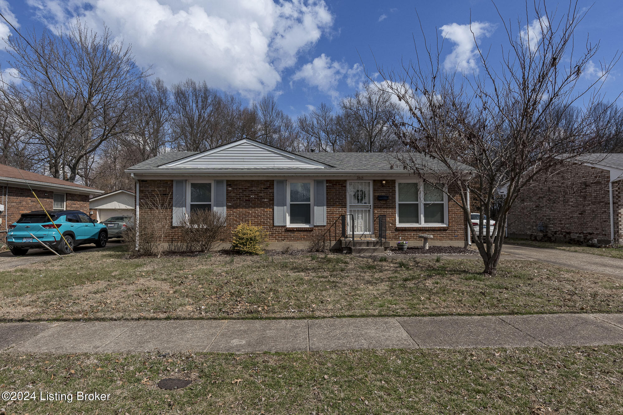 7615 Mackie Ln