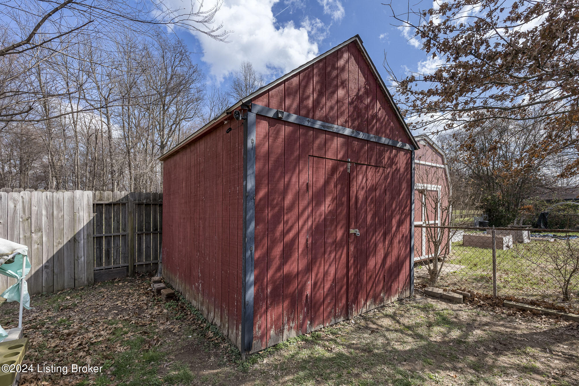 7615 Mackie Ln