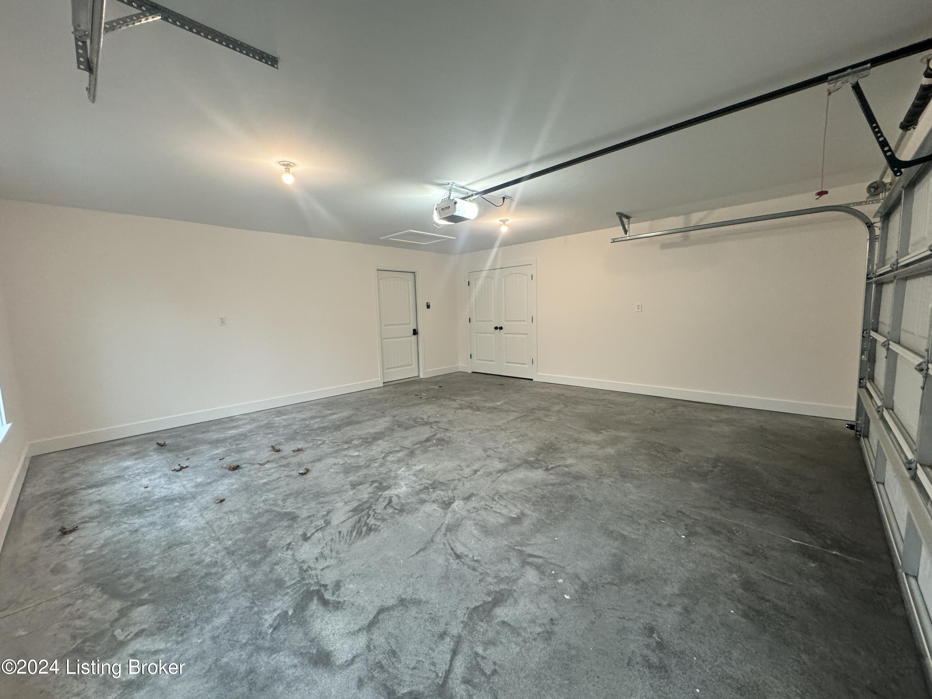 2710 Edgewood Dr