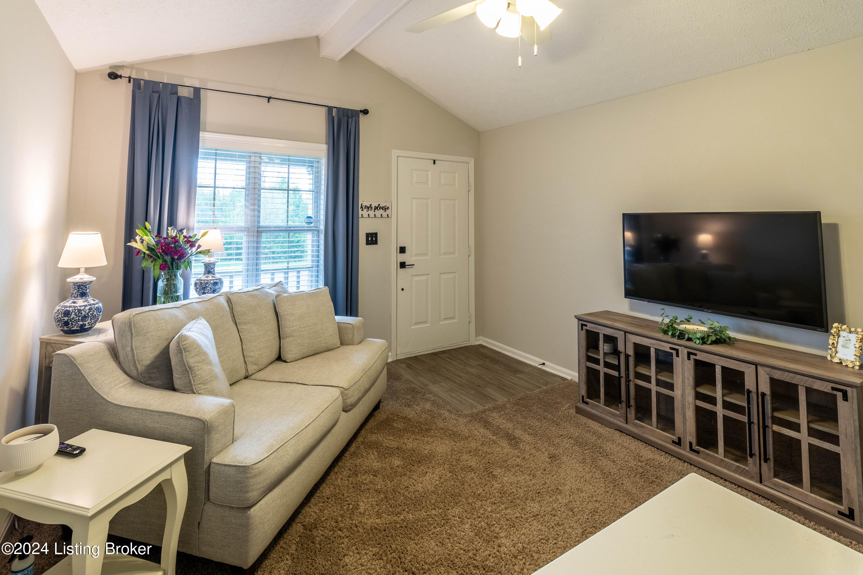 4600 Andalusia Ln