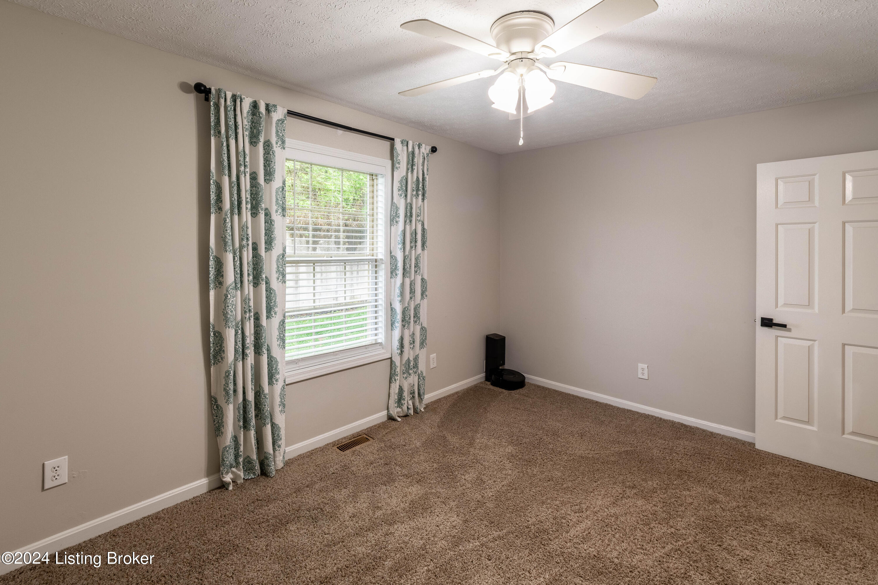 4600 Andalusia Ln