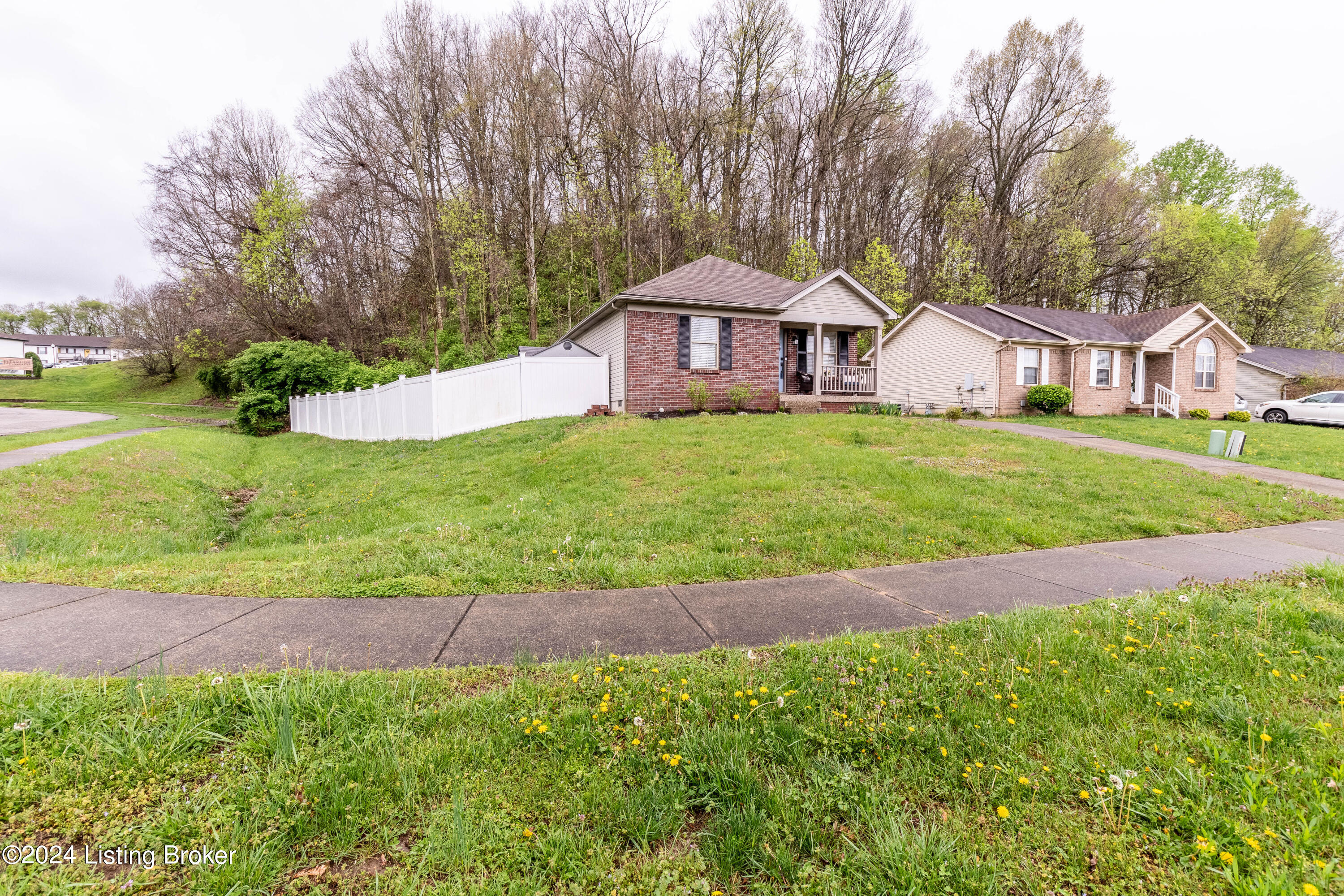 4600 Andalusia Ln