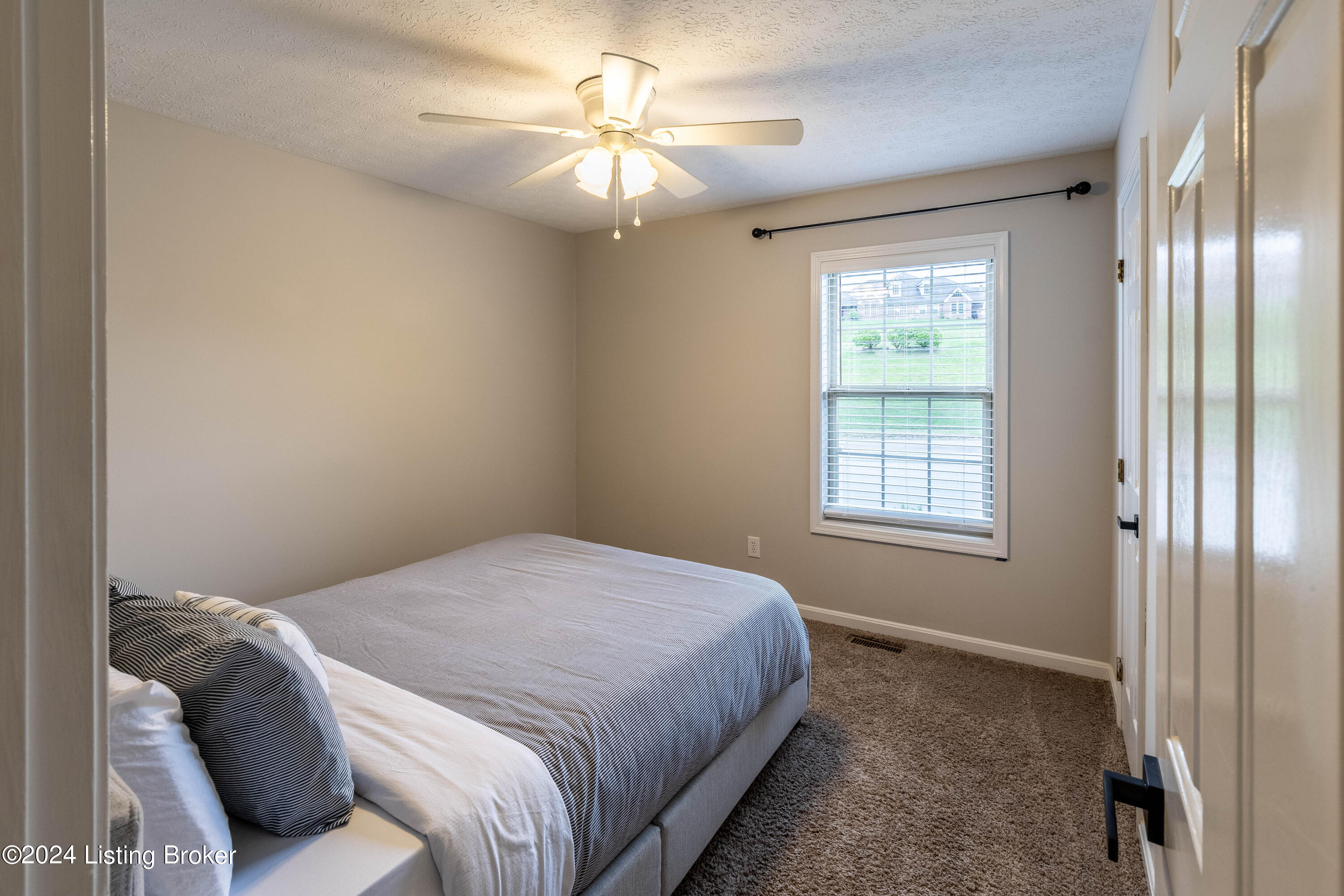 4600 Andalusia Ln