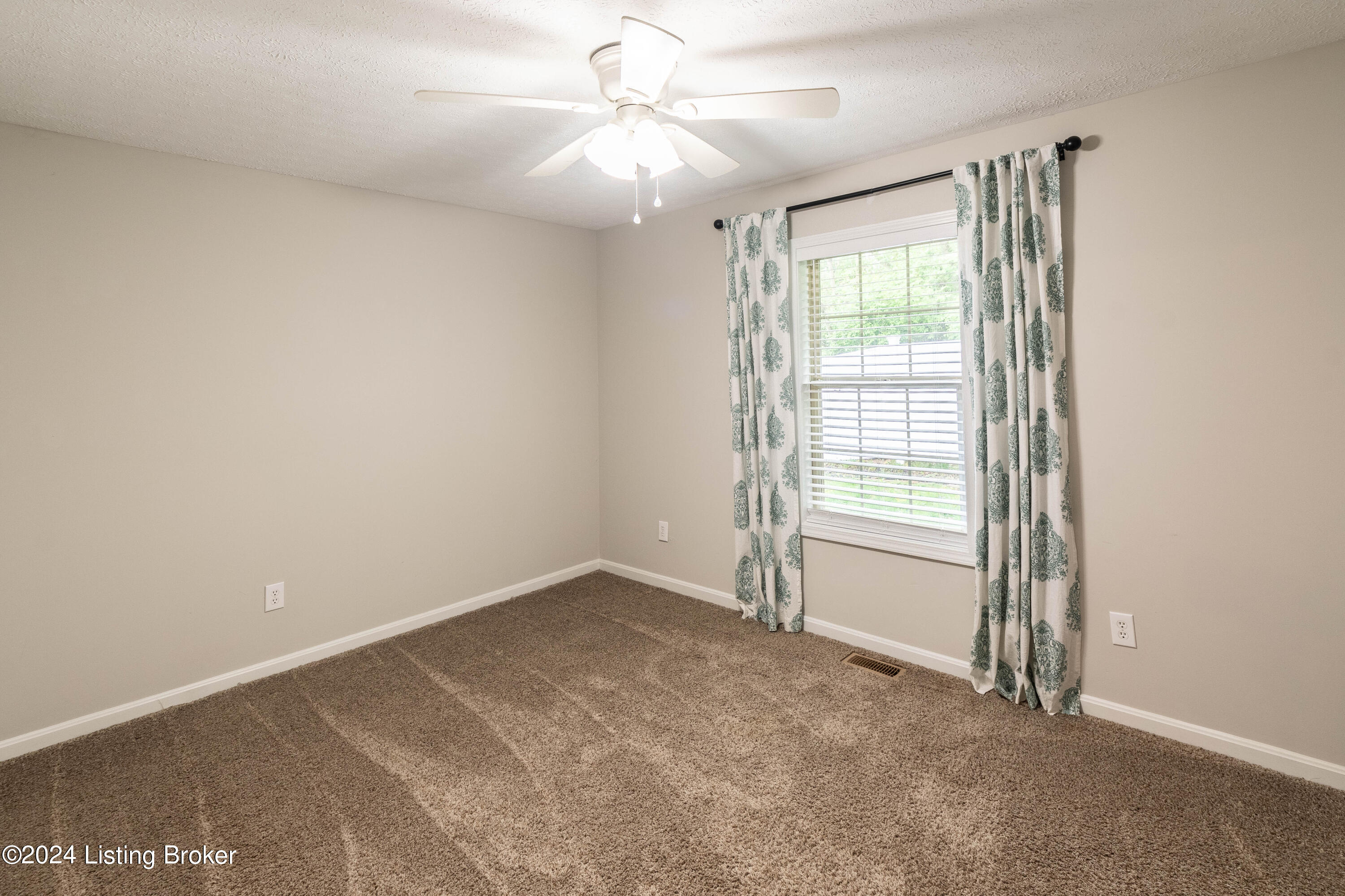 4600 Andalusia Ln