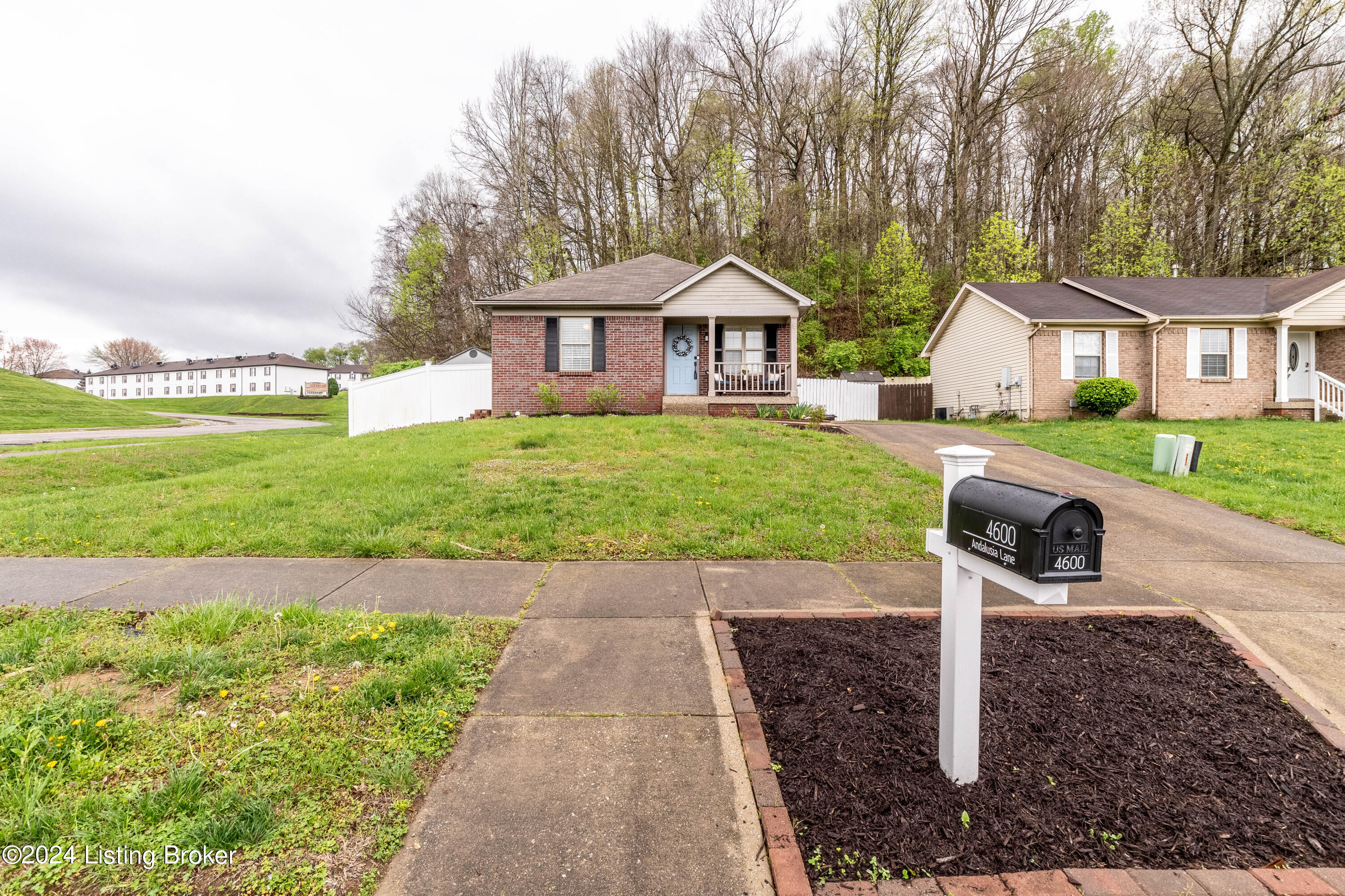 4600 Andalusia Ln