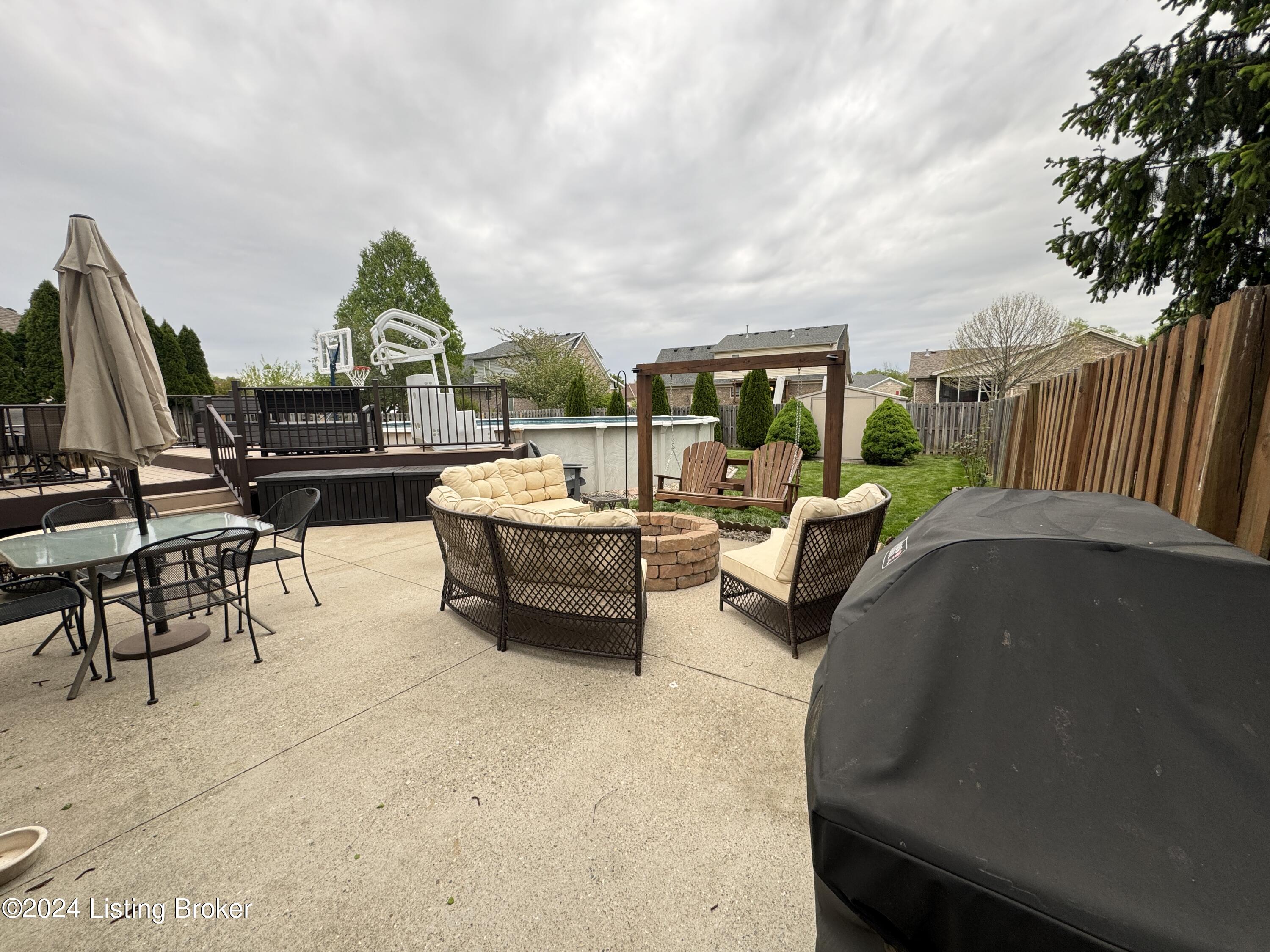 6301 Winding Stream Dr