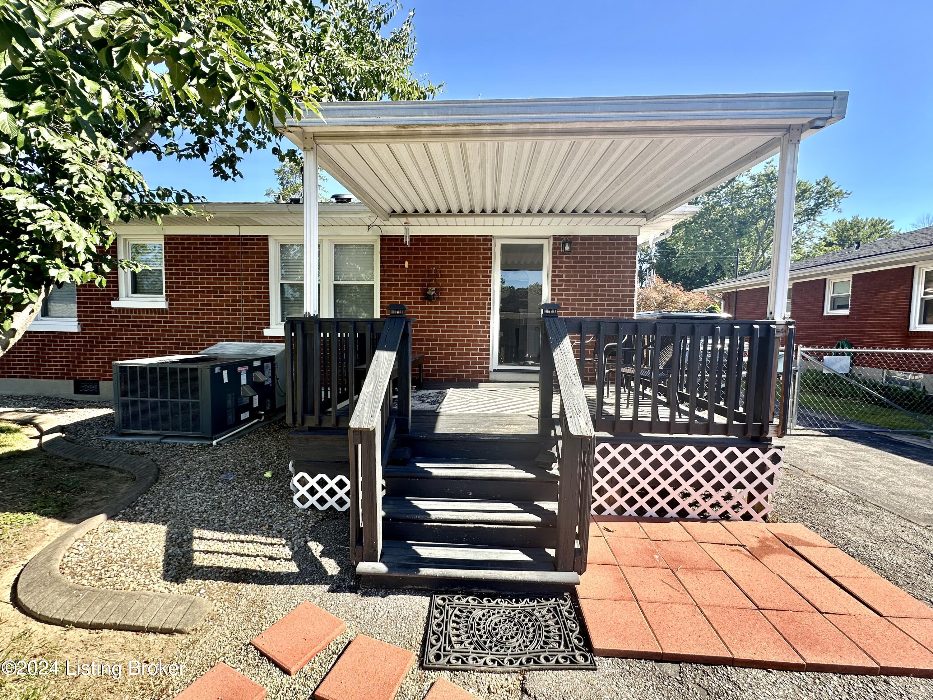 4814 Paramount Dr