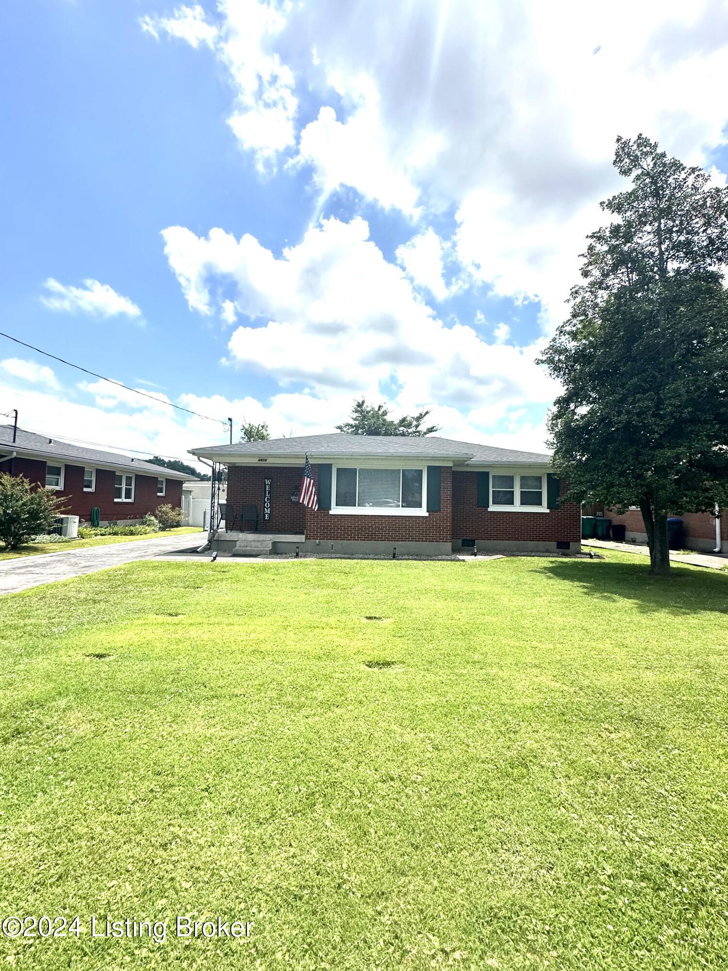 4814 Paramount Dr