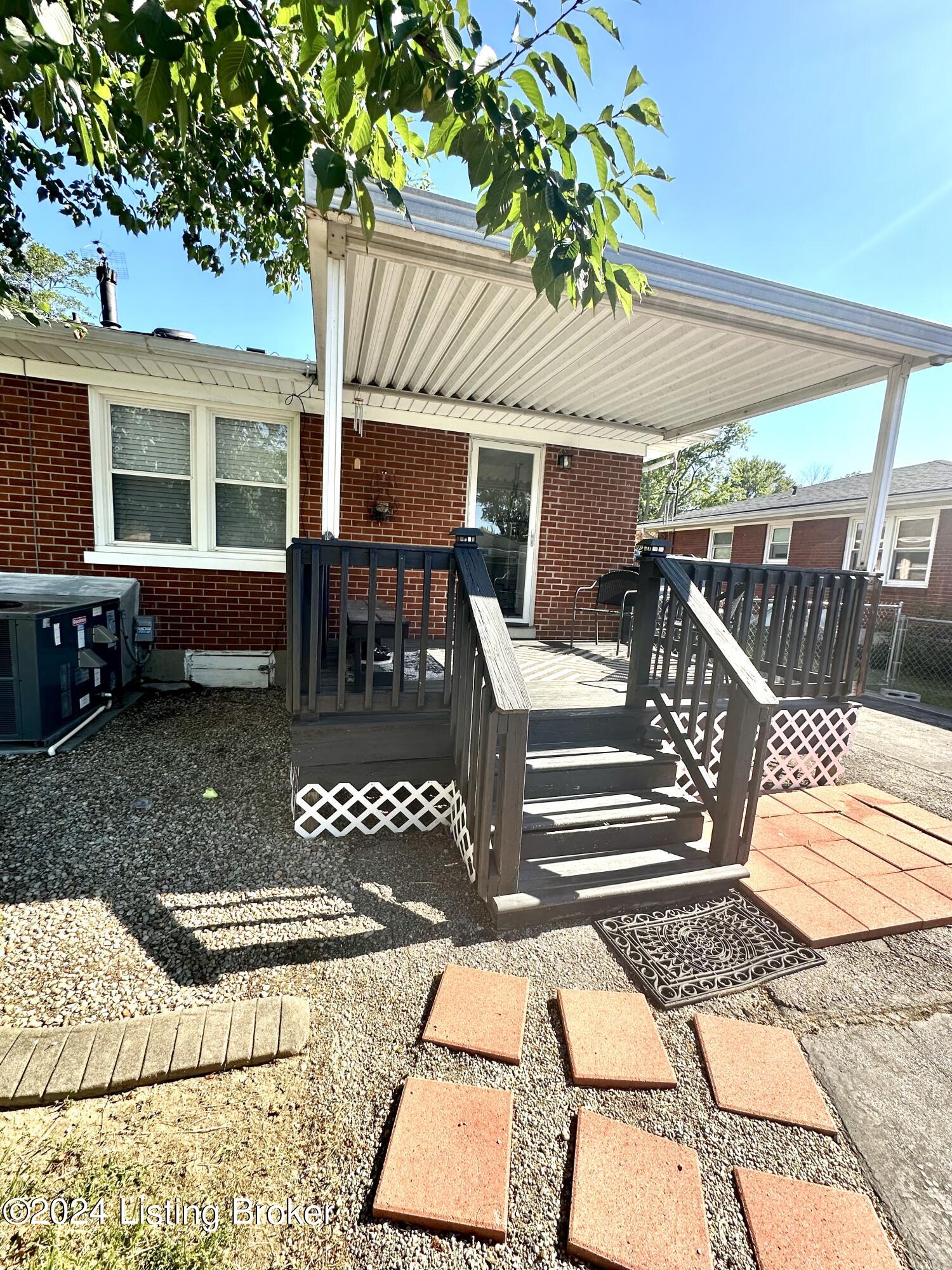 4814 Paramount Dr