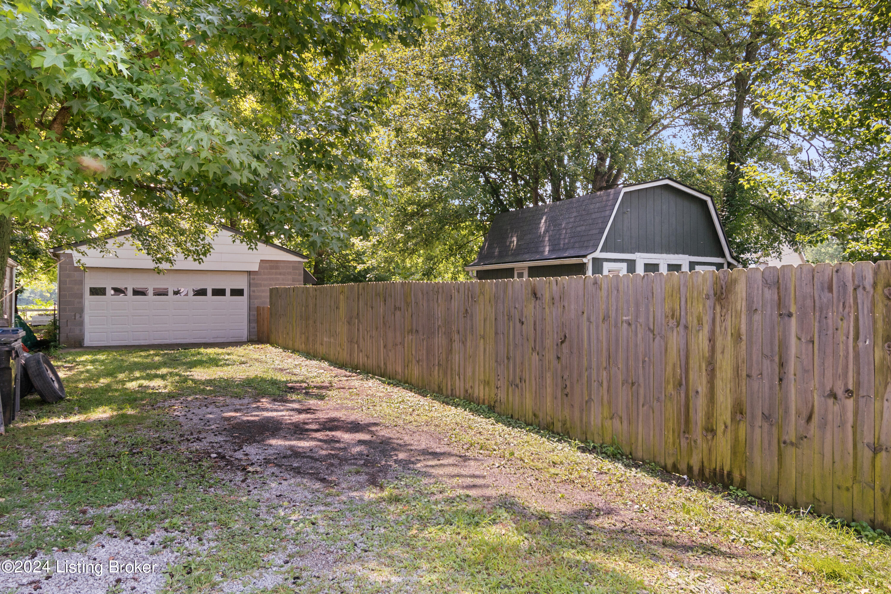 710 Fairdale Rd