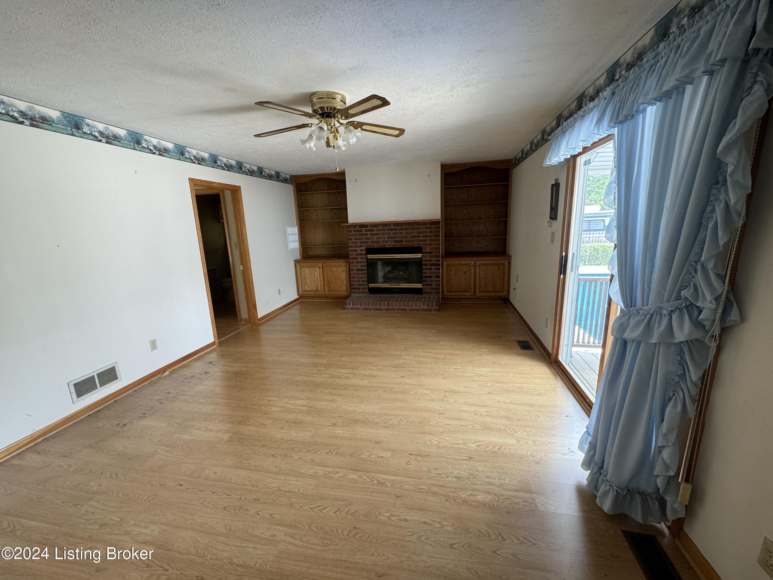 8817 Brown Austin Rd