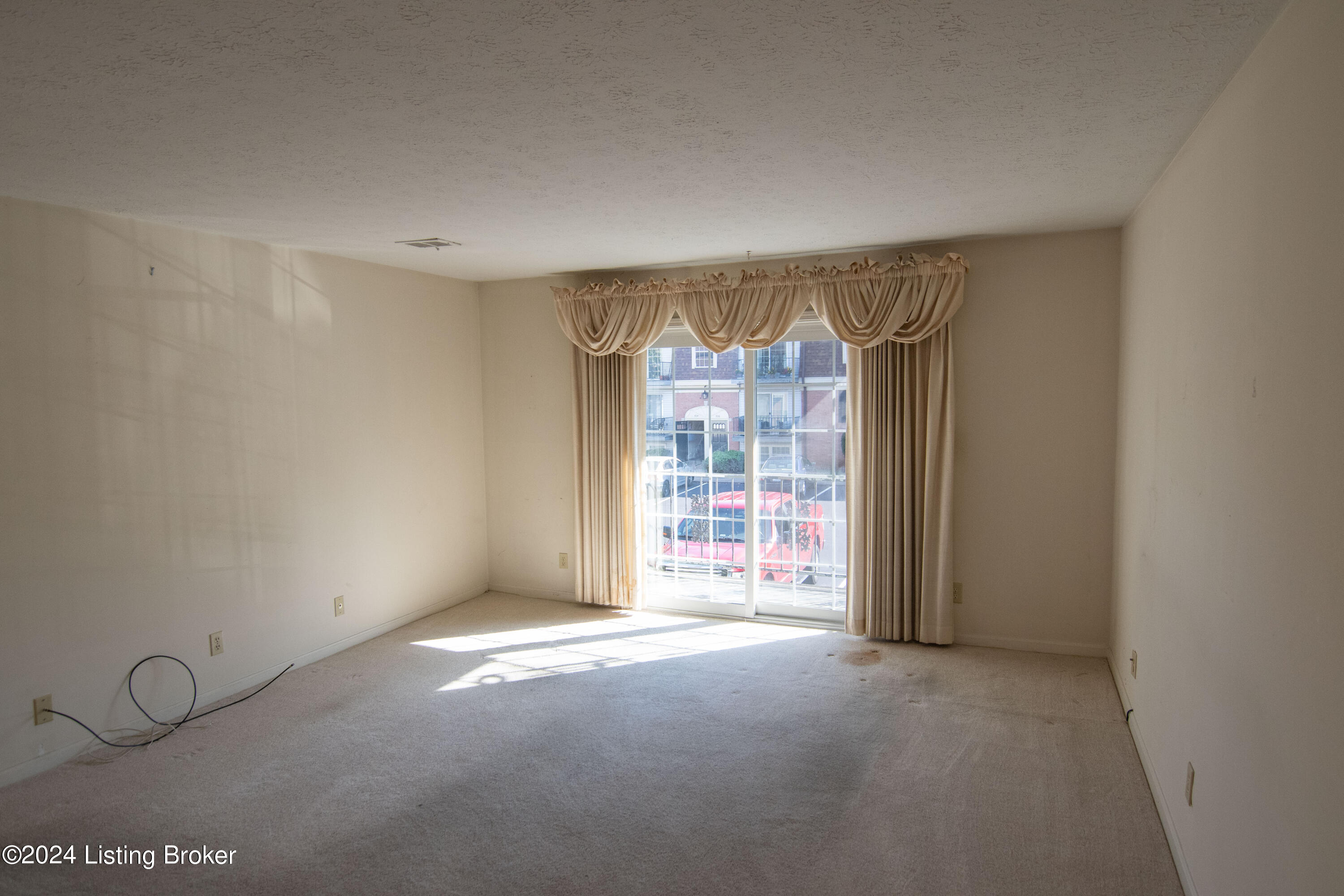 311 Chanel Ct, APT 1