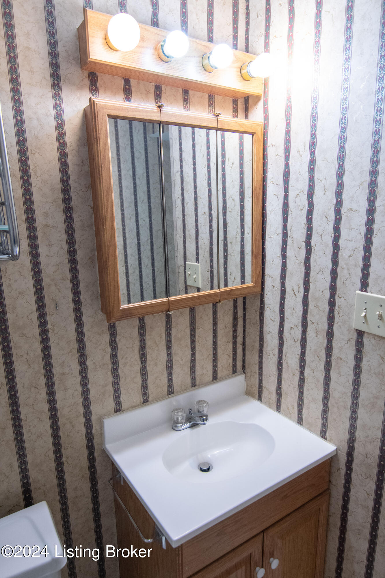 311 Chanel Ct, APT 1