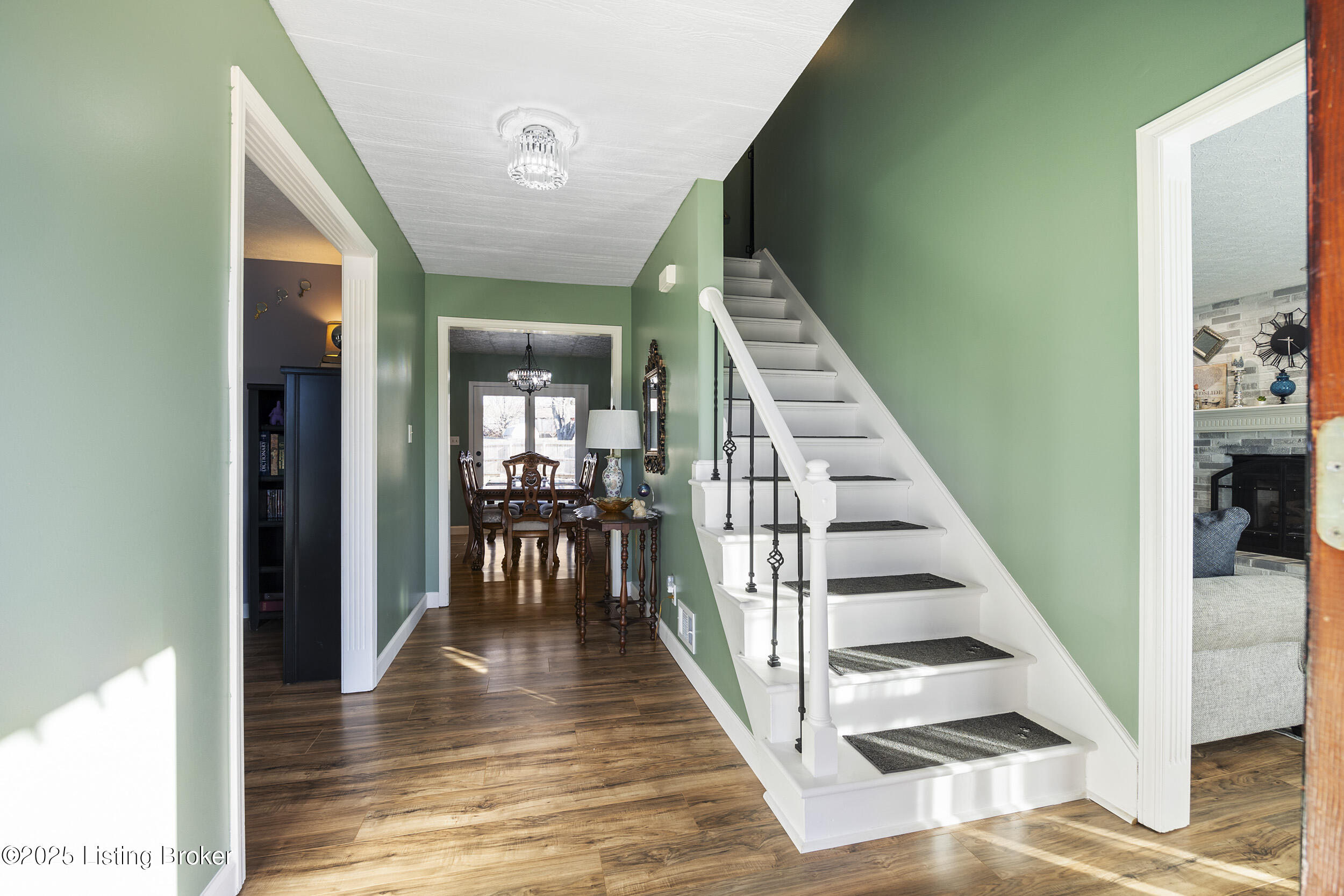 7409 Rome Beauty Pl