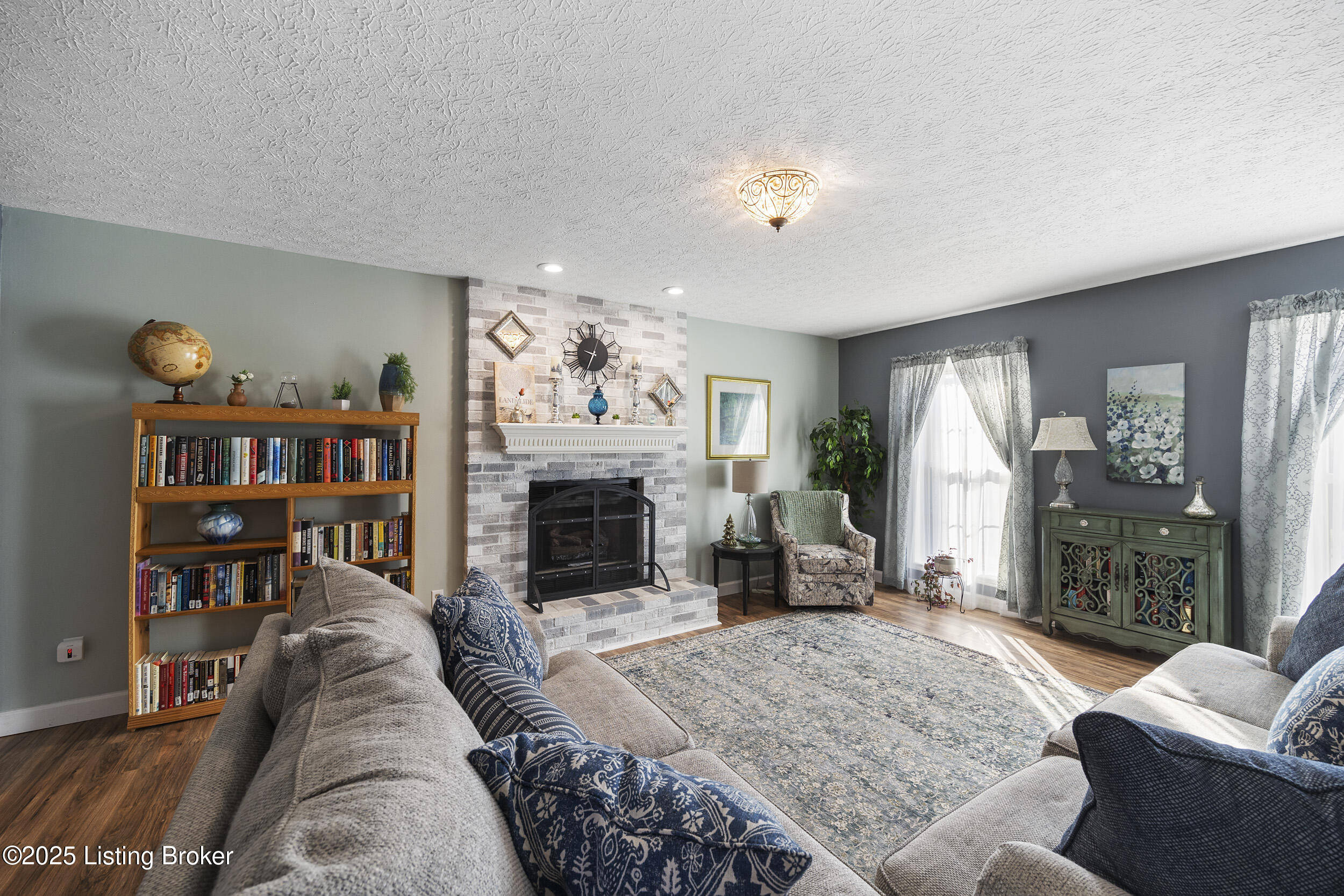 7409 Rome Beauty Pl