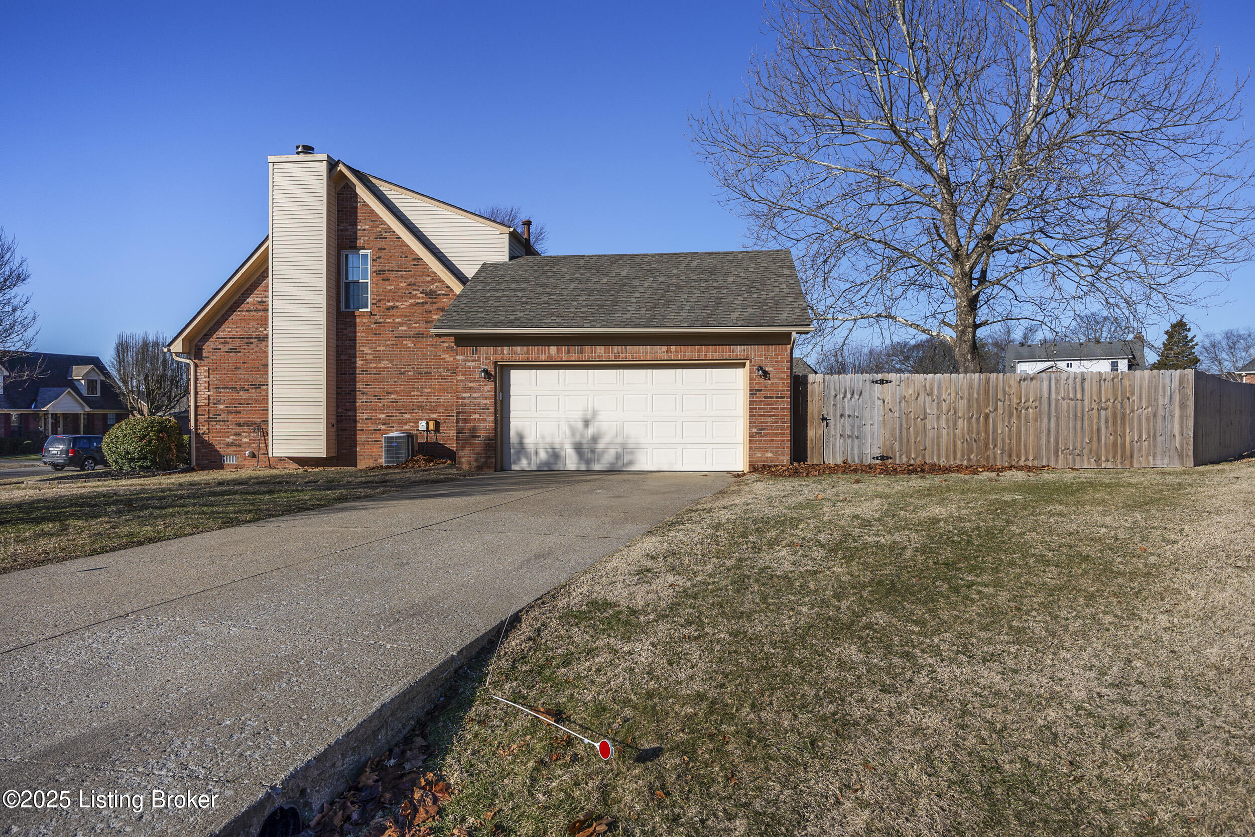 7409 Rome Beauty Pl