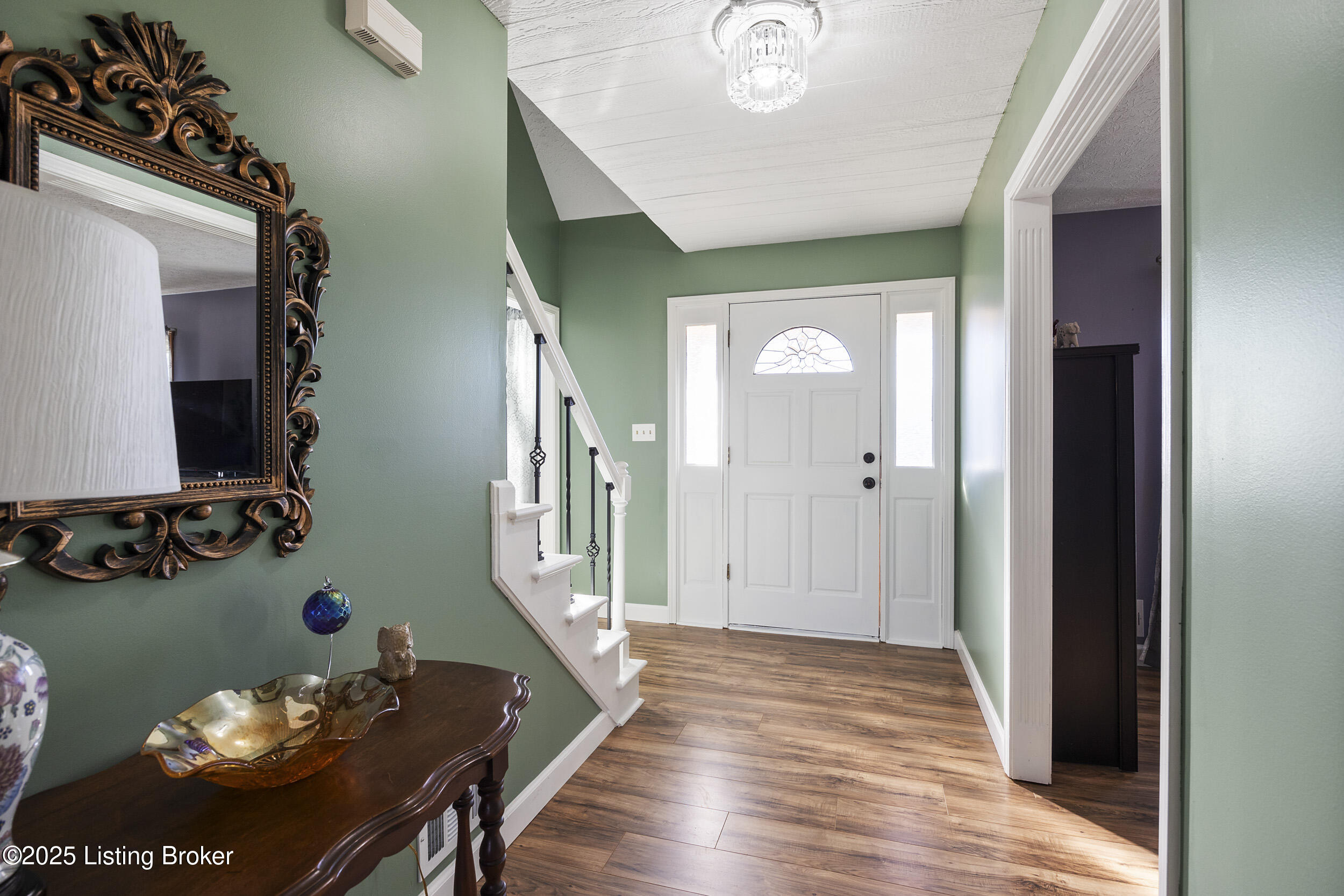 7409 Rome Beauty Pl