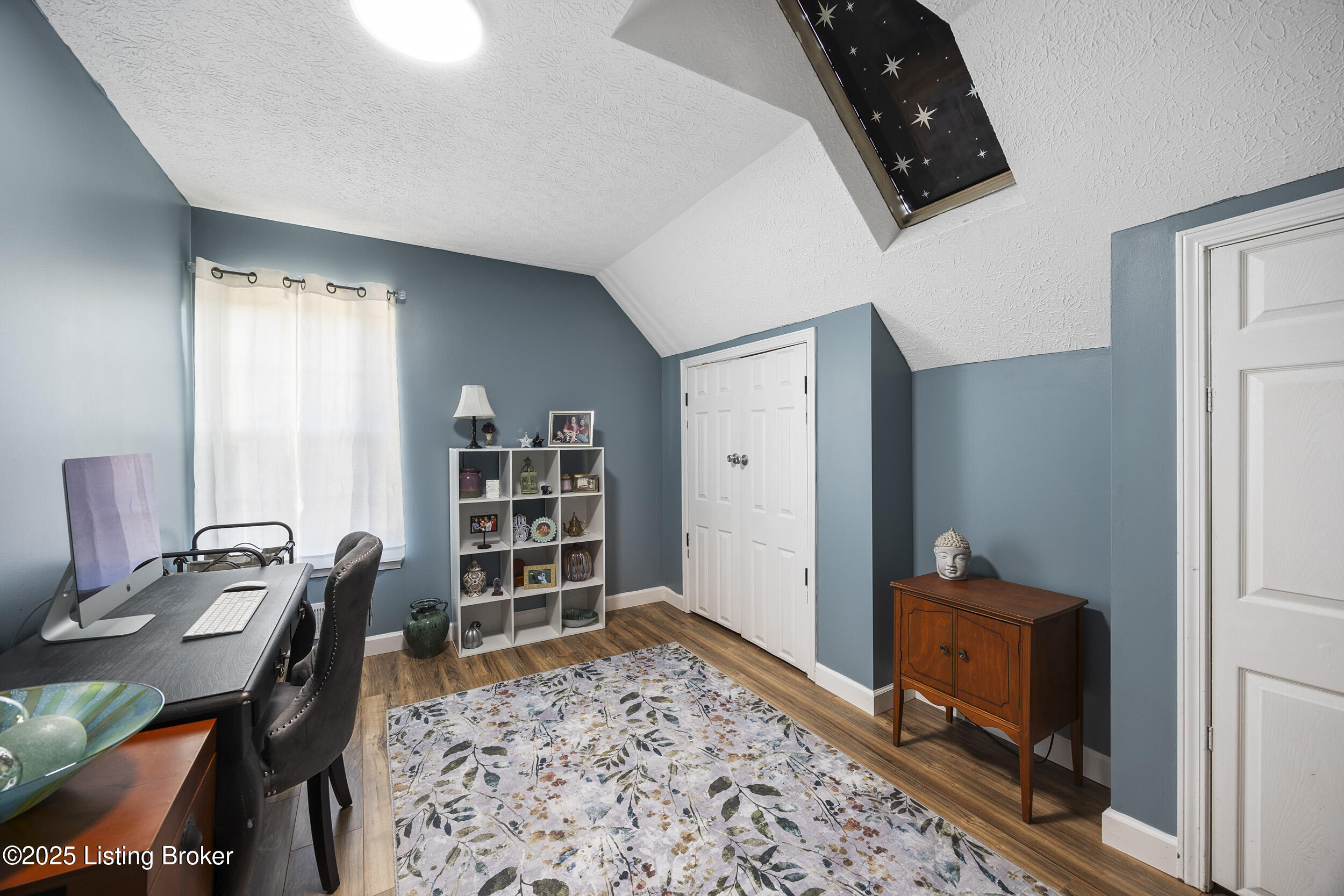 7409 Rome Beauty Pl