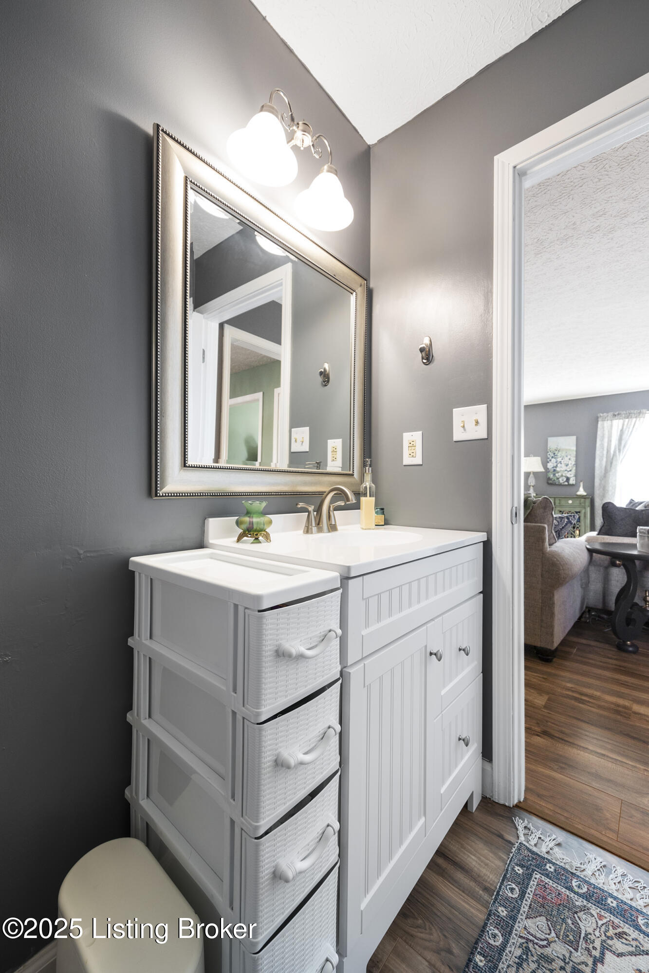 7409 Rome Beauty Pl