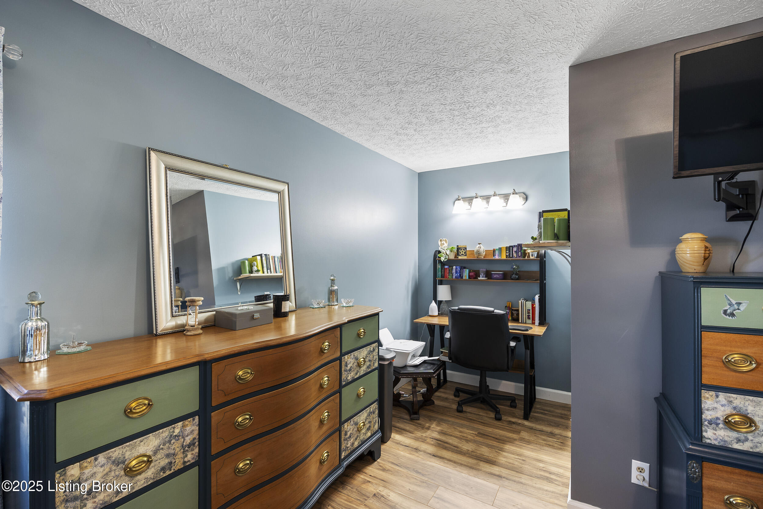 7409 Rome Beauty Pl