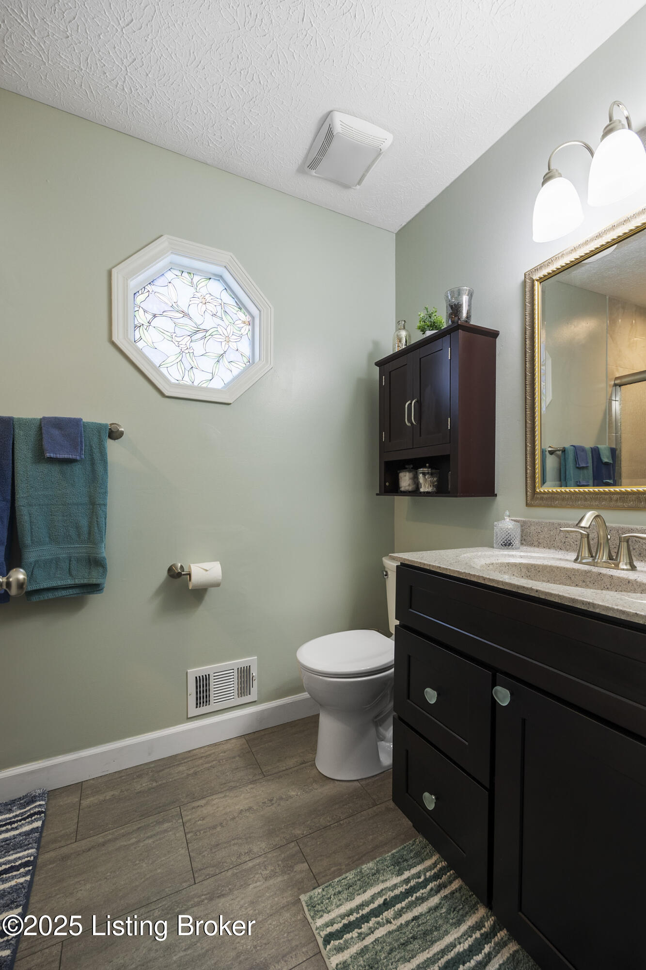 7409 Rome Beauty Pl