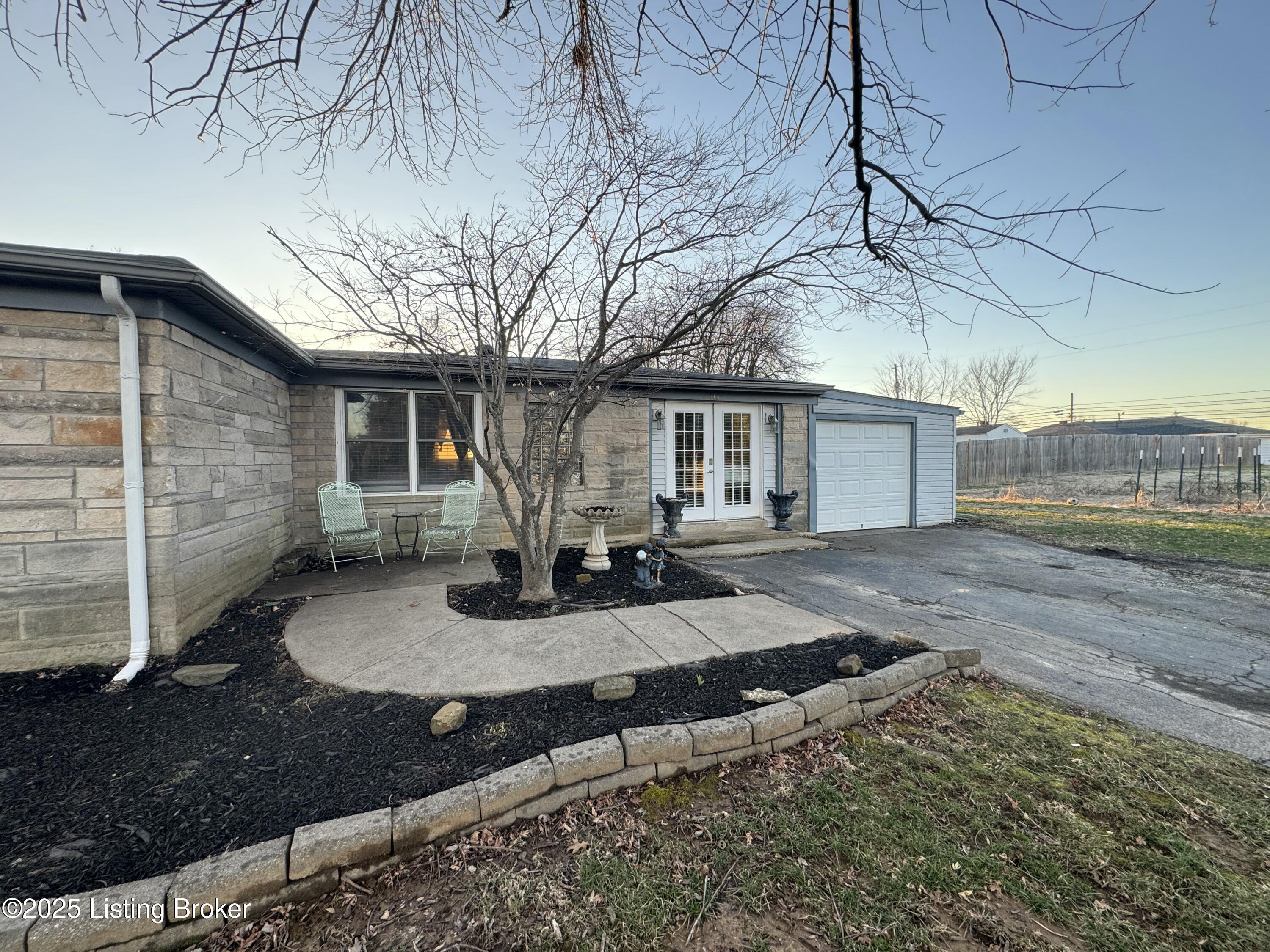 143 Harris Dr