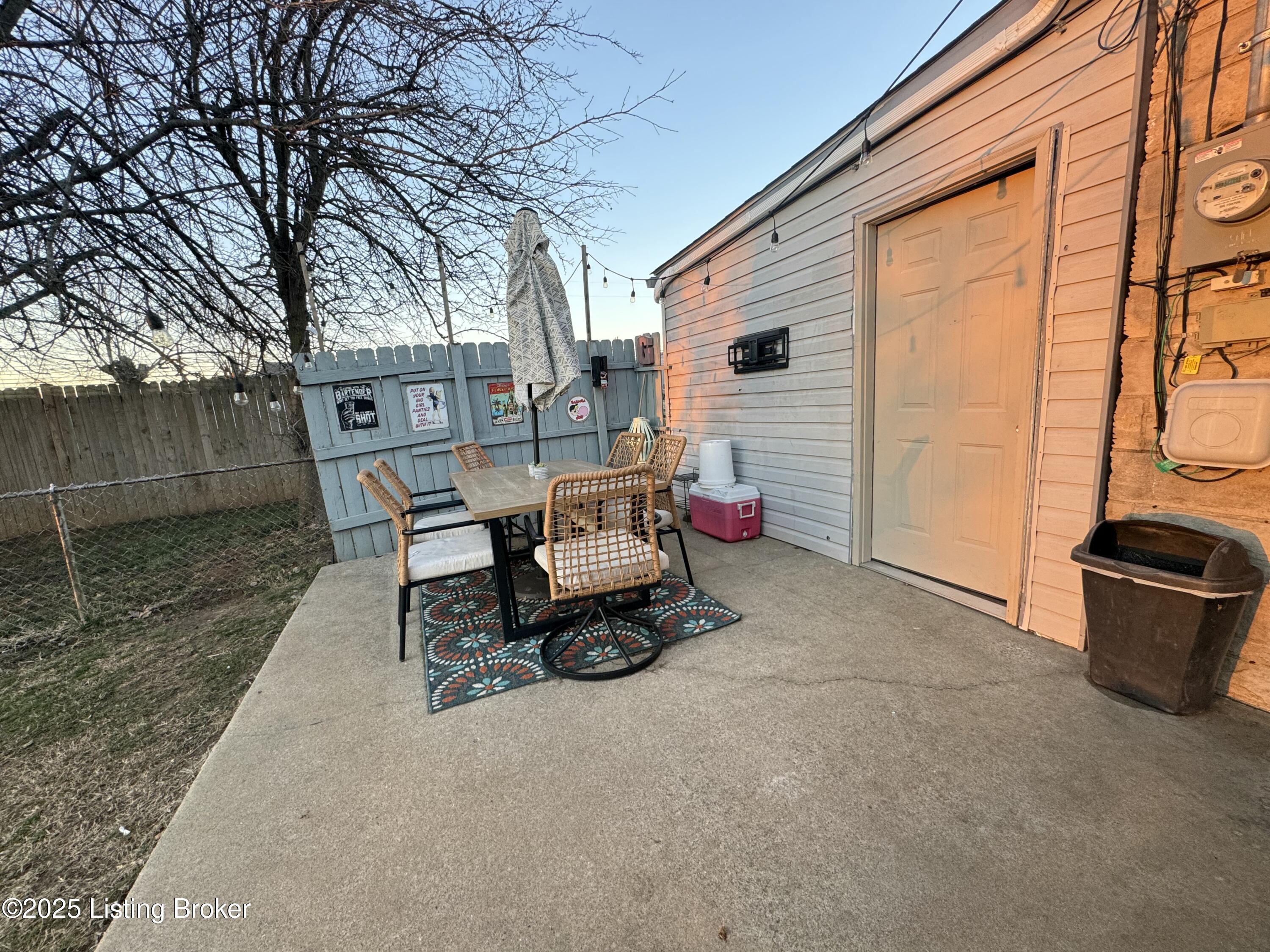 143 Harris Dr