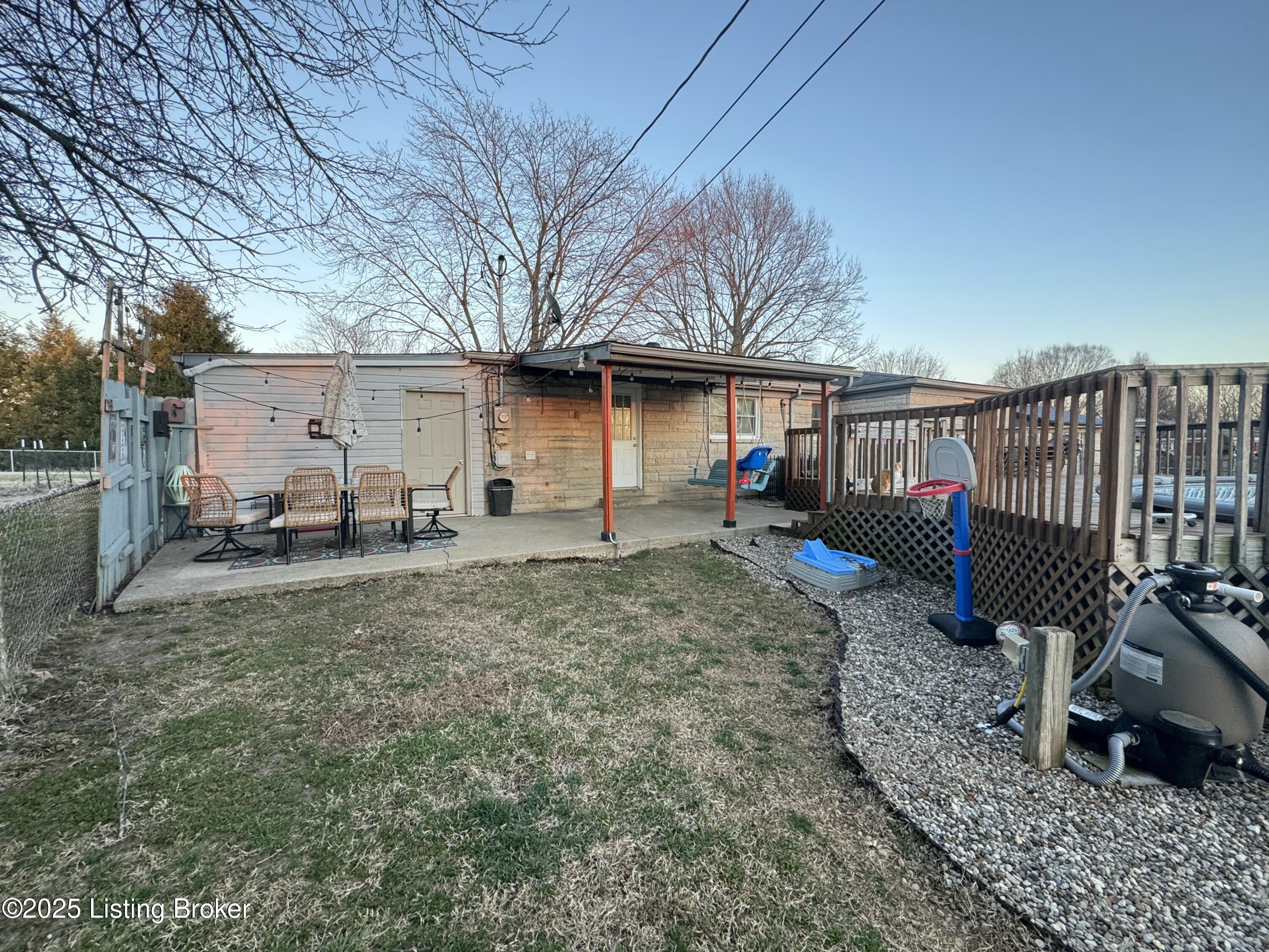 143 Harris Dr