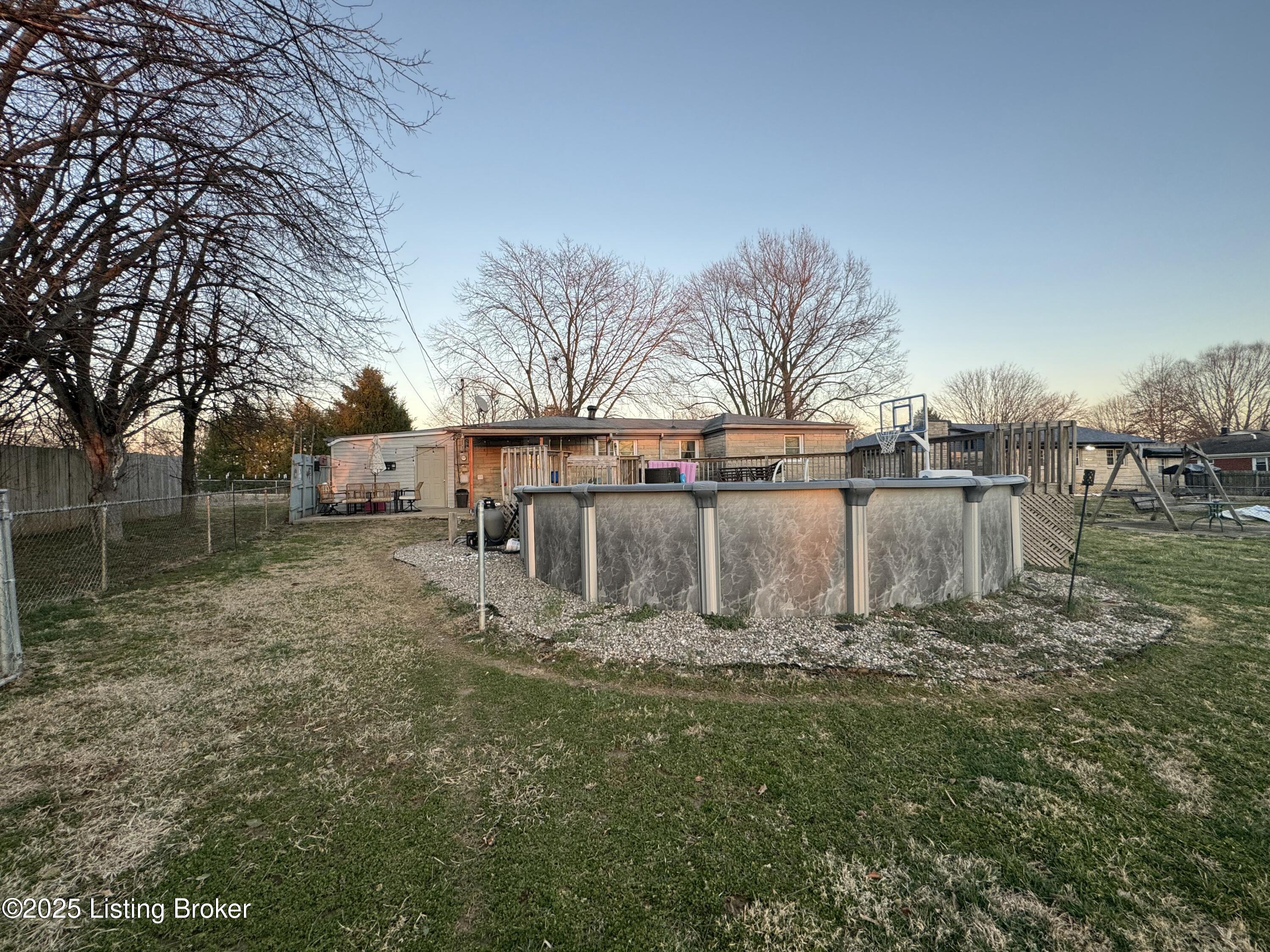 143 Harris Dr
