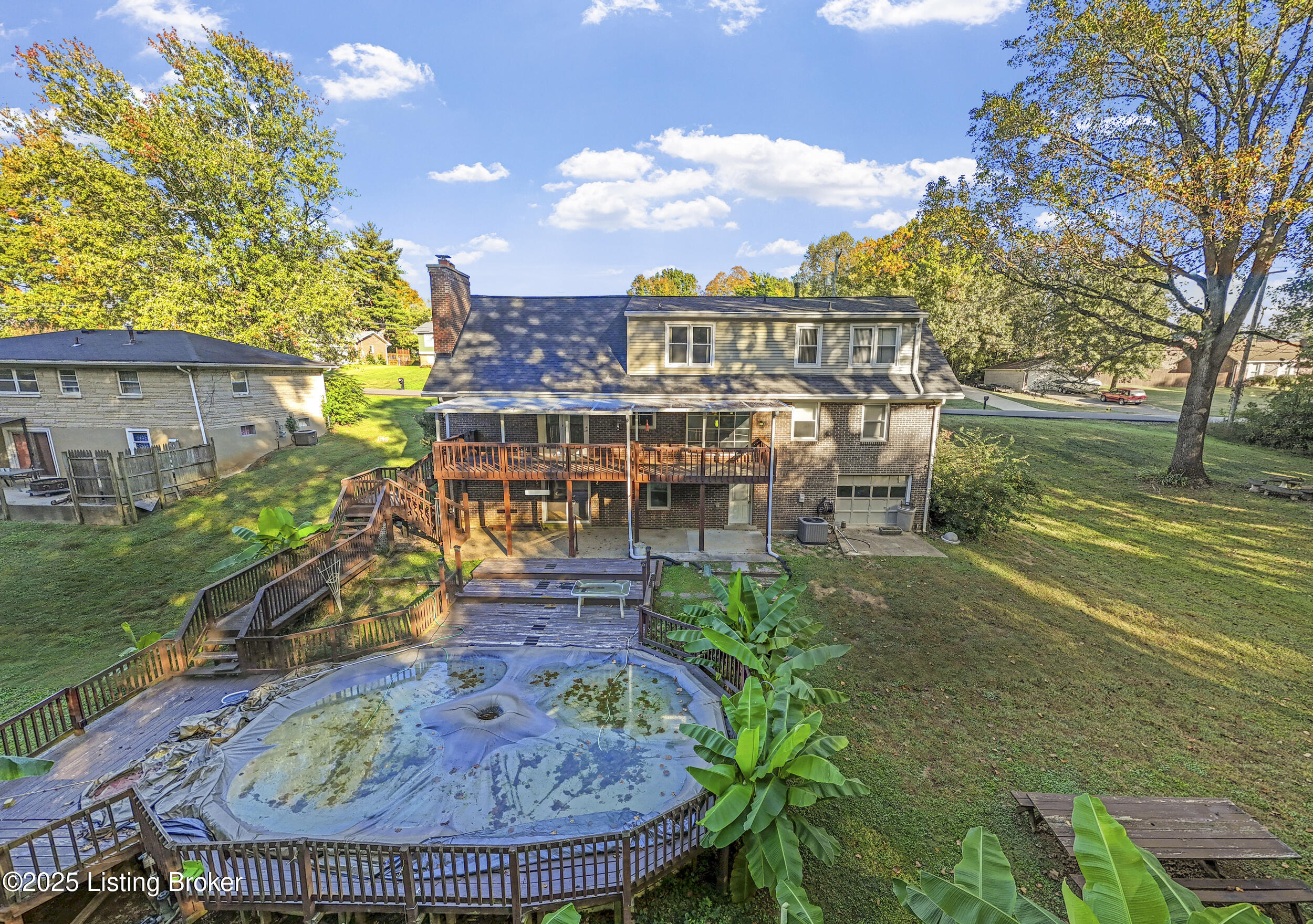257 Topfield Rd