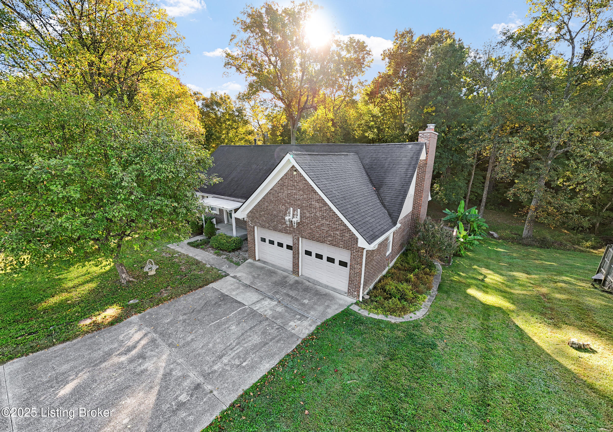 257 Topfield Rd