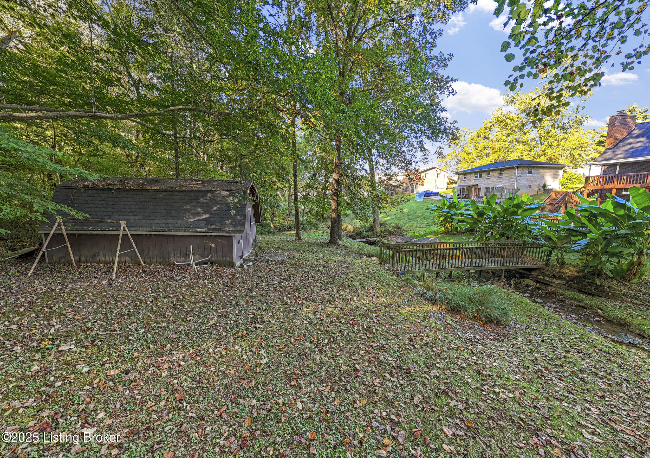 257 Topfield Rd