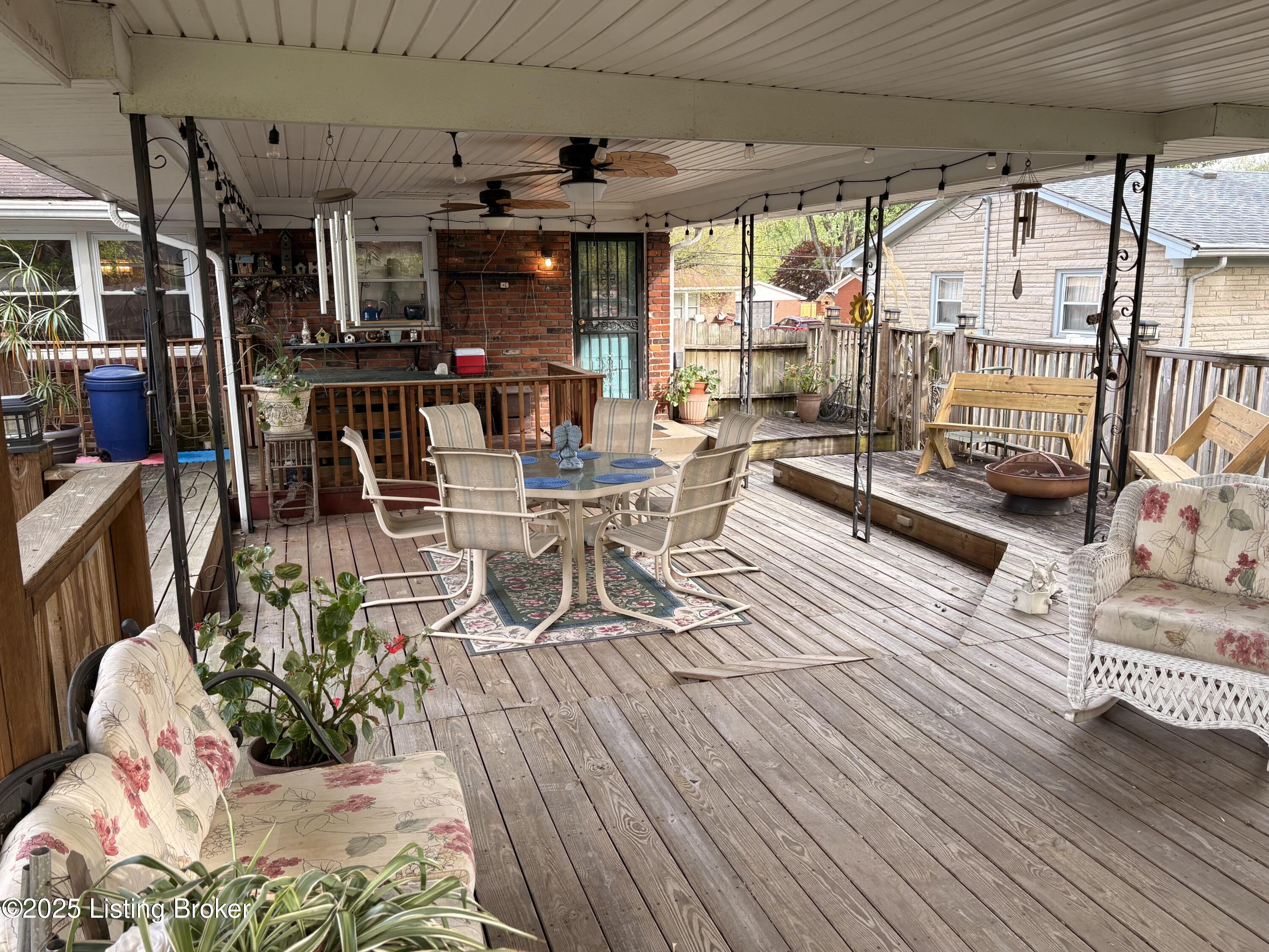 10210 Eve Dr
