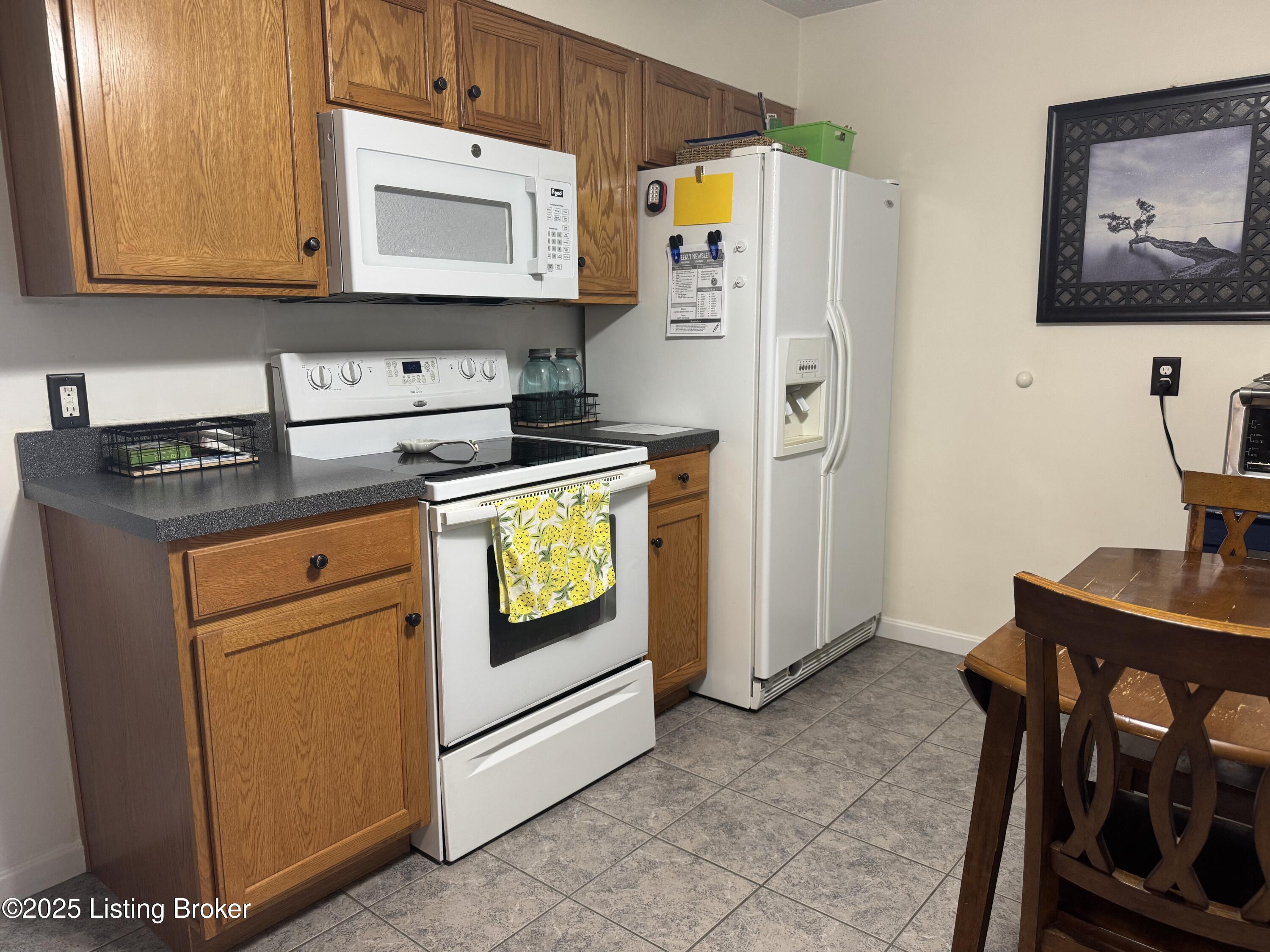 8814 Aristides Dr