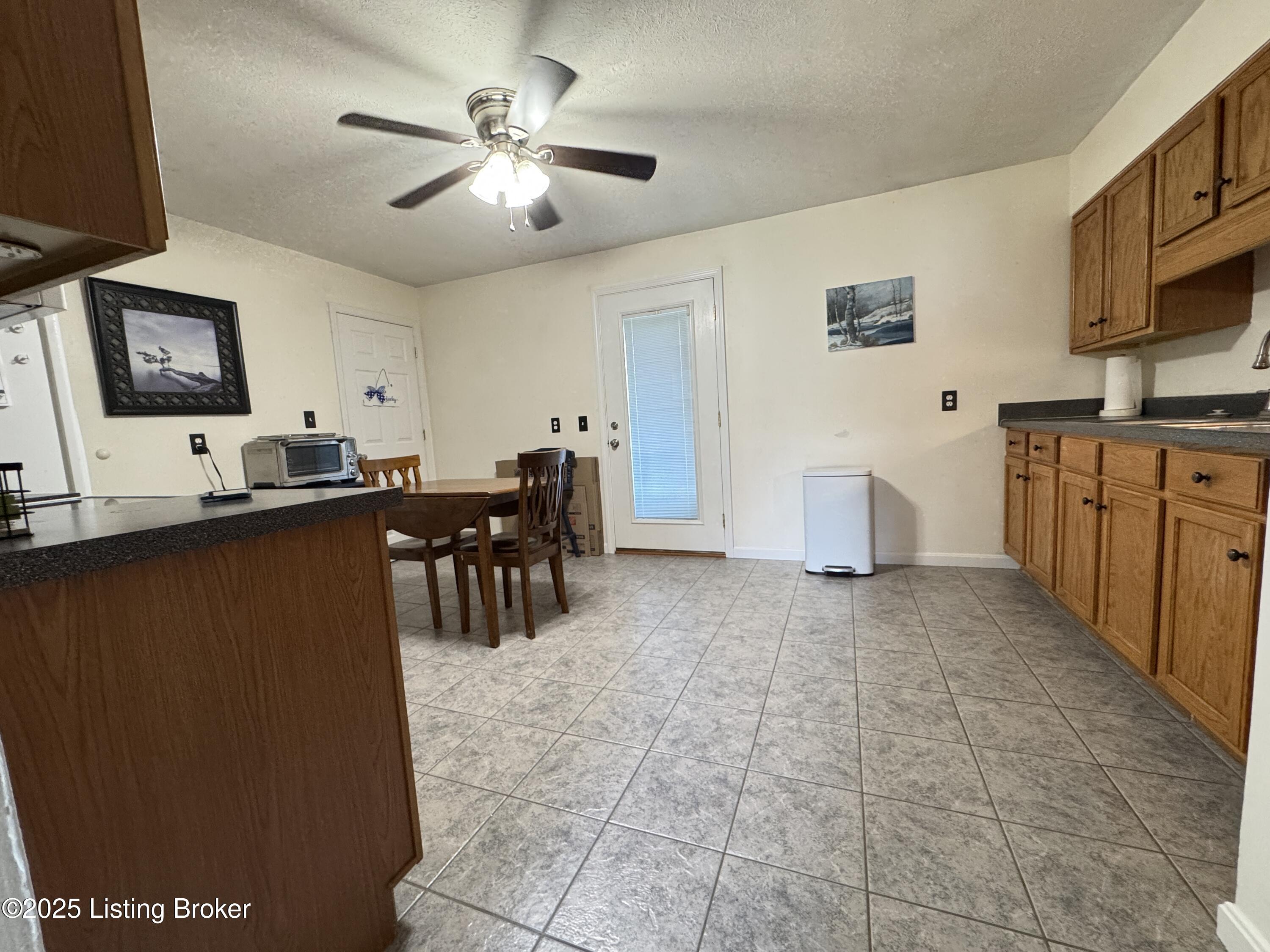 8814 Aristides Dr
