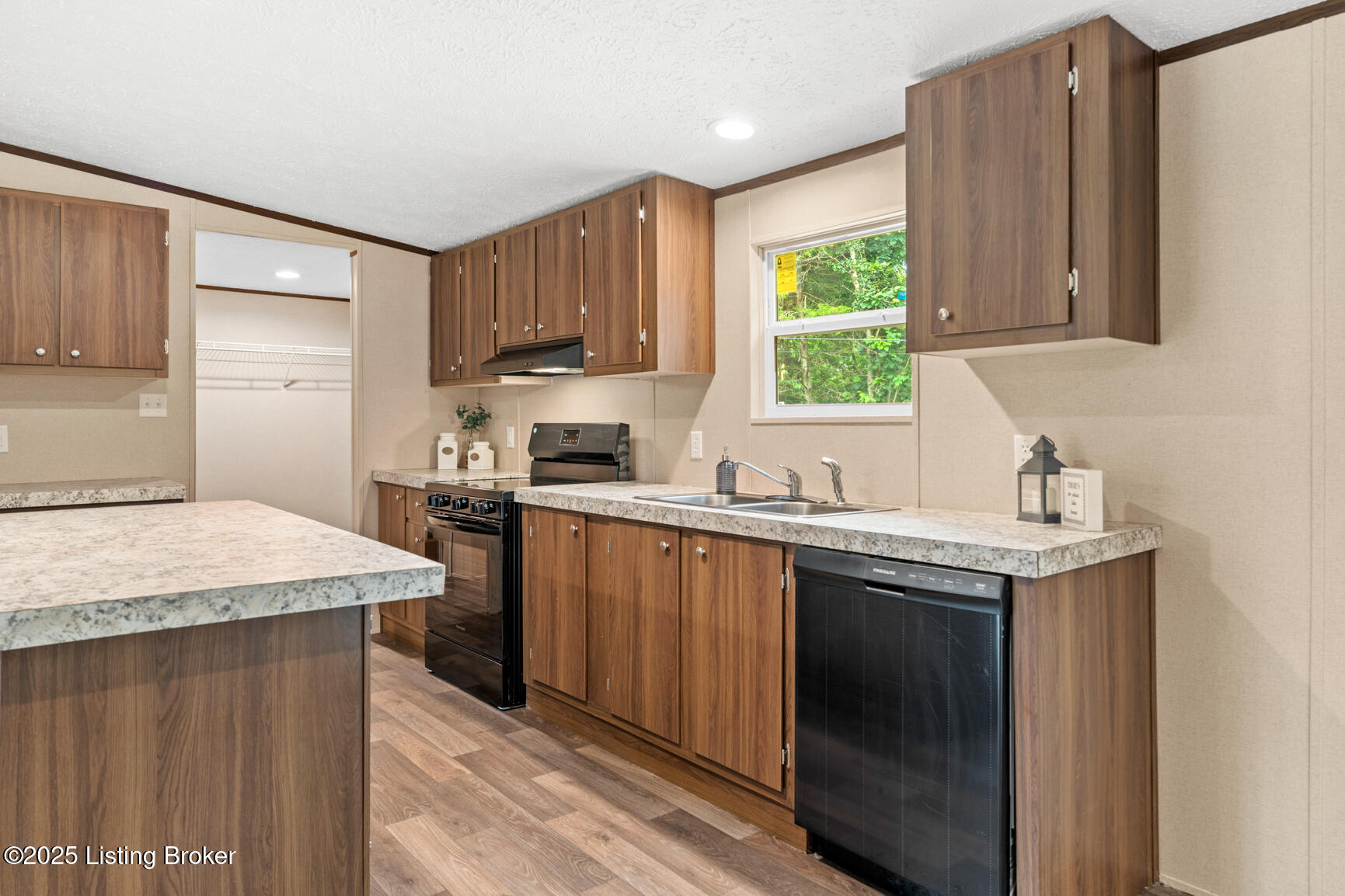 599 Berryman Road Rd