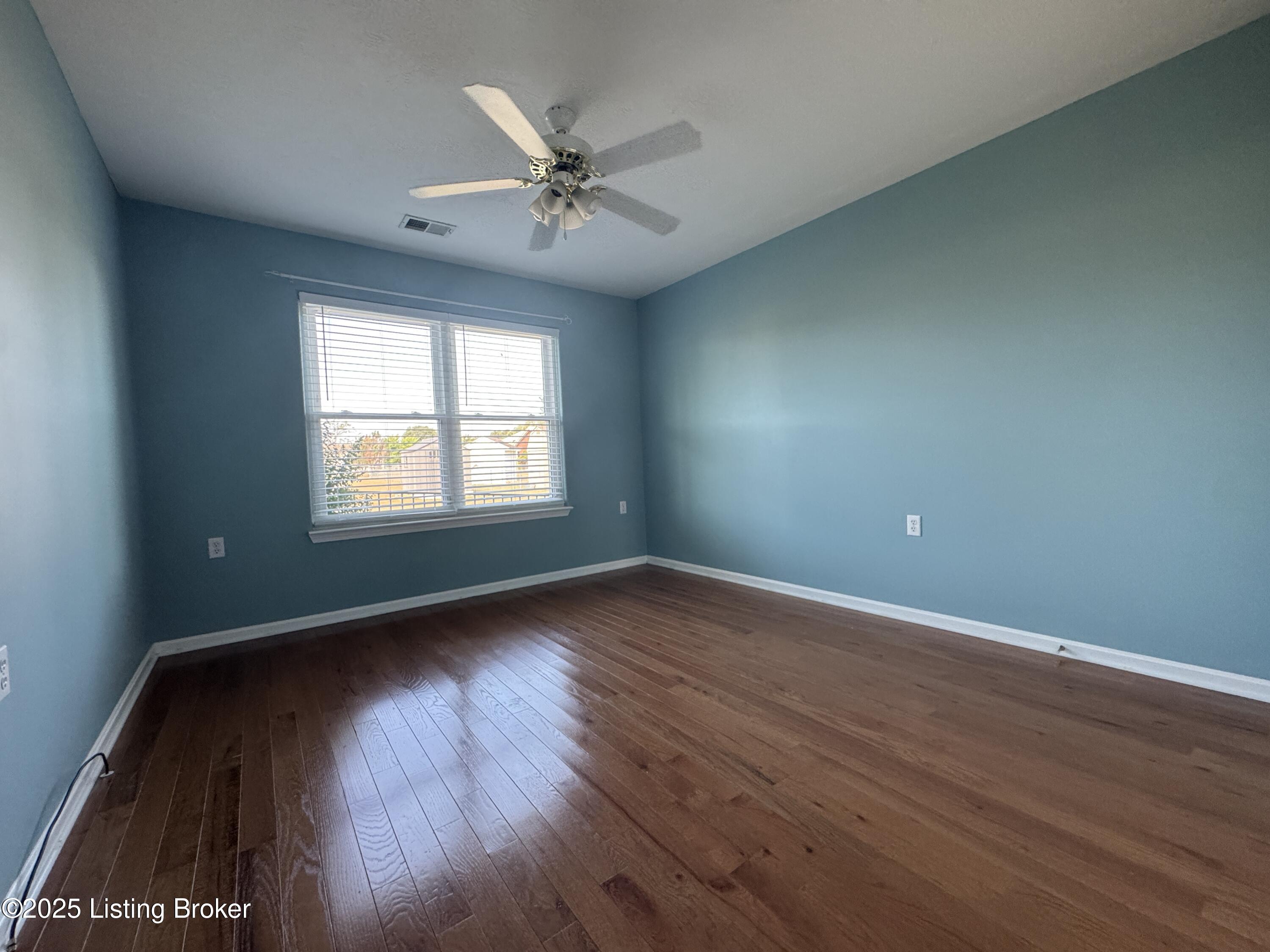 200 Emmaus Cir