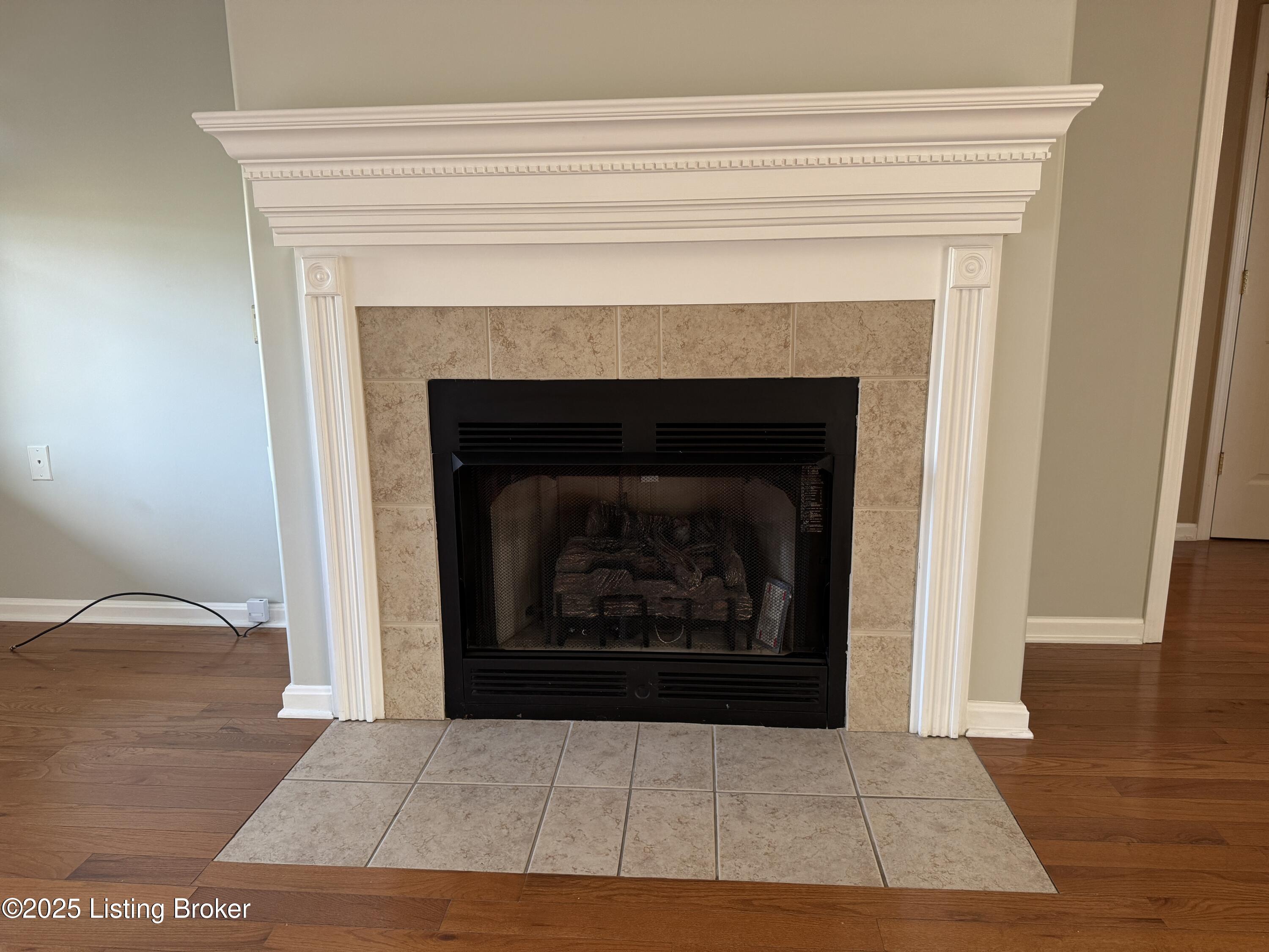 200 Emmaus Cir