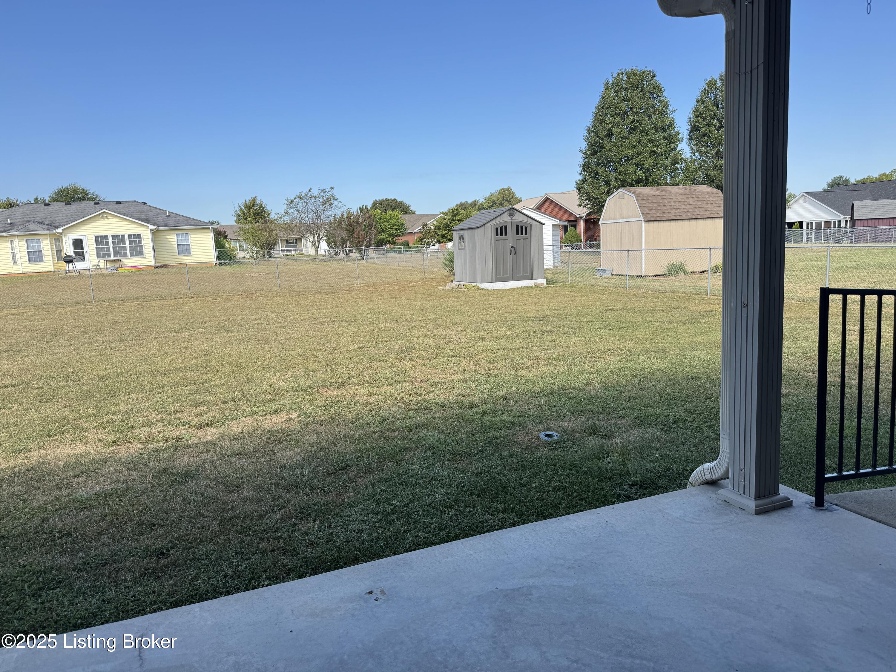200 Emmaus Cir