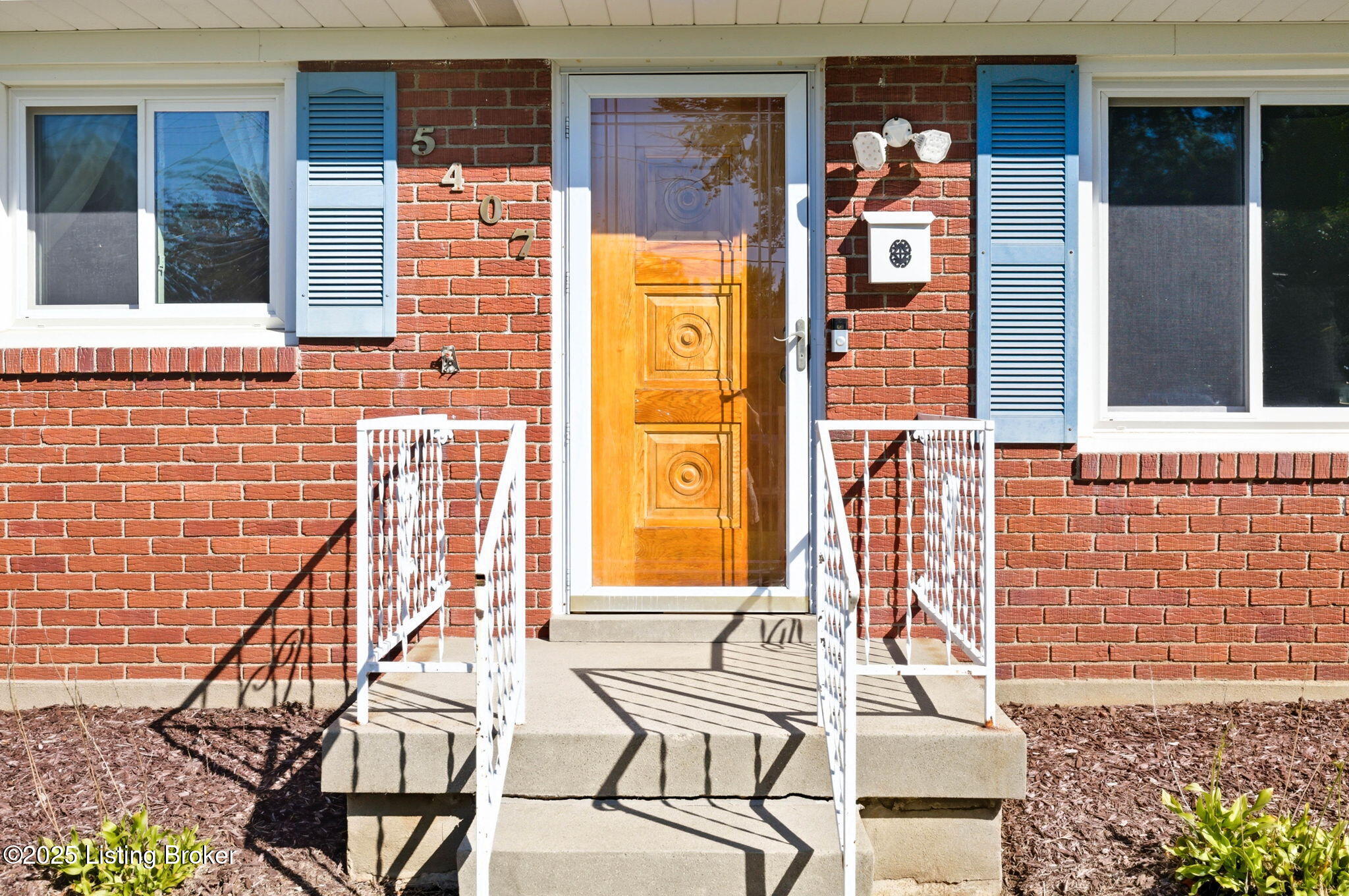 5407 Pamela Dr