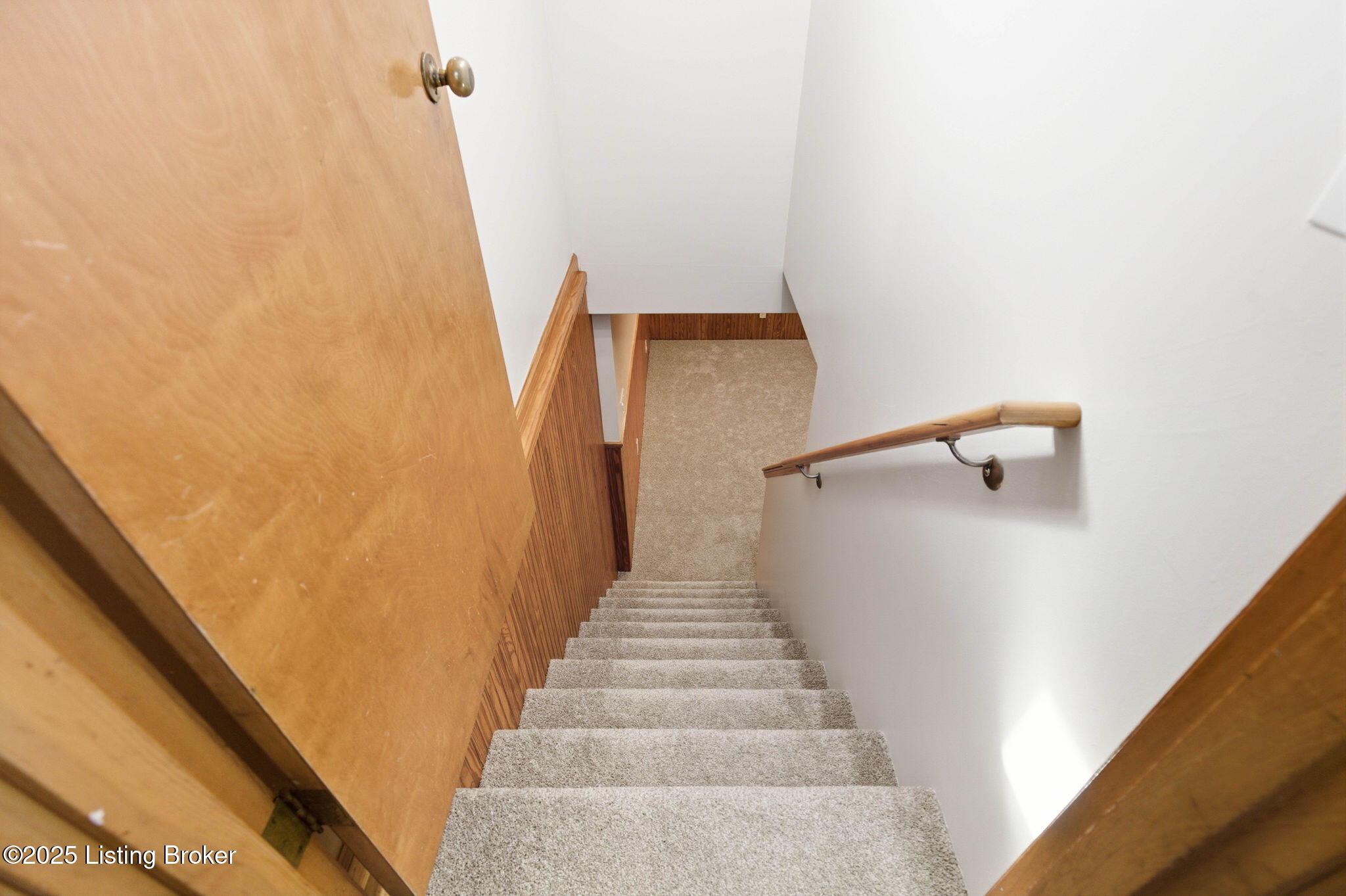 5407 Pamela Dr