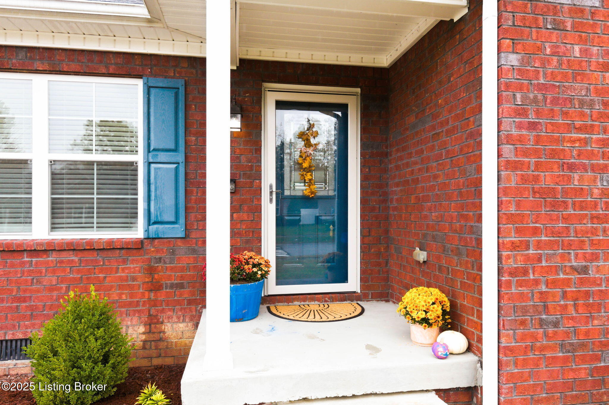 923 Tecumseh Dr