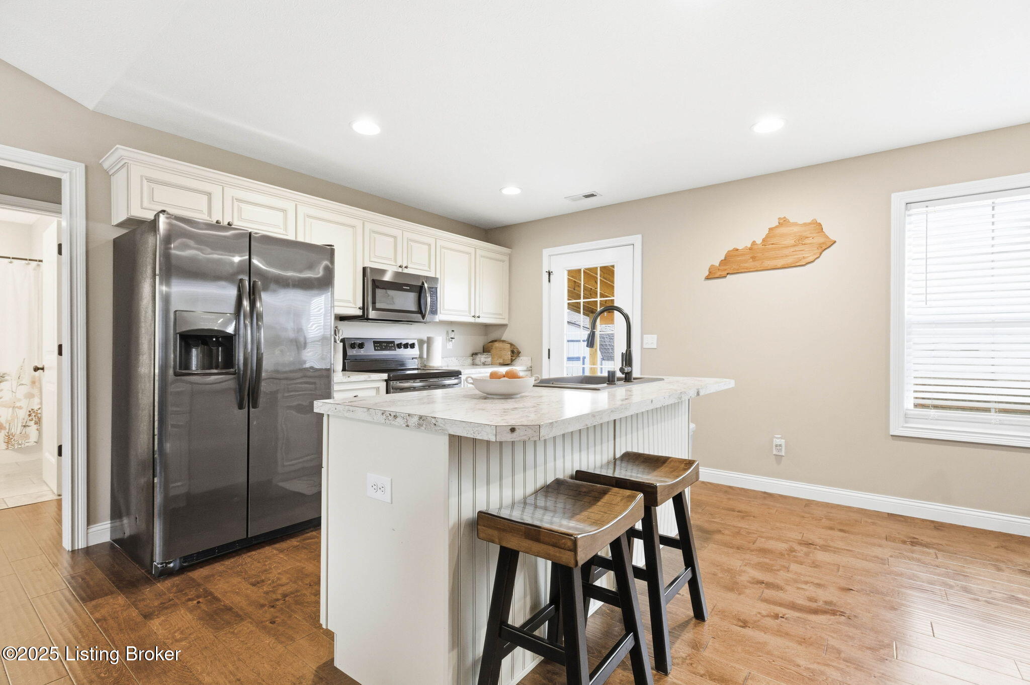 923 Tecumseh Dr