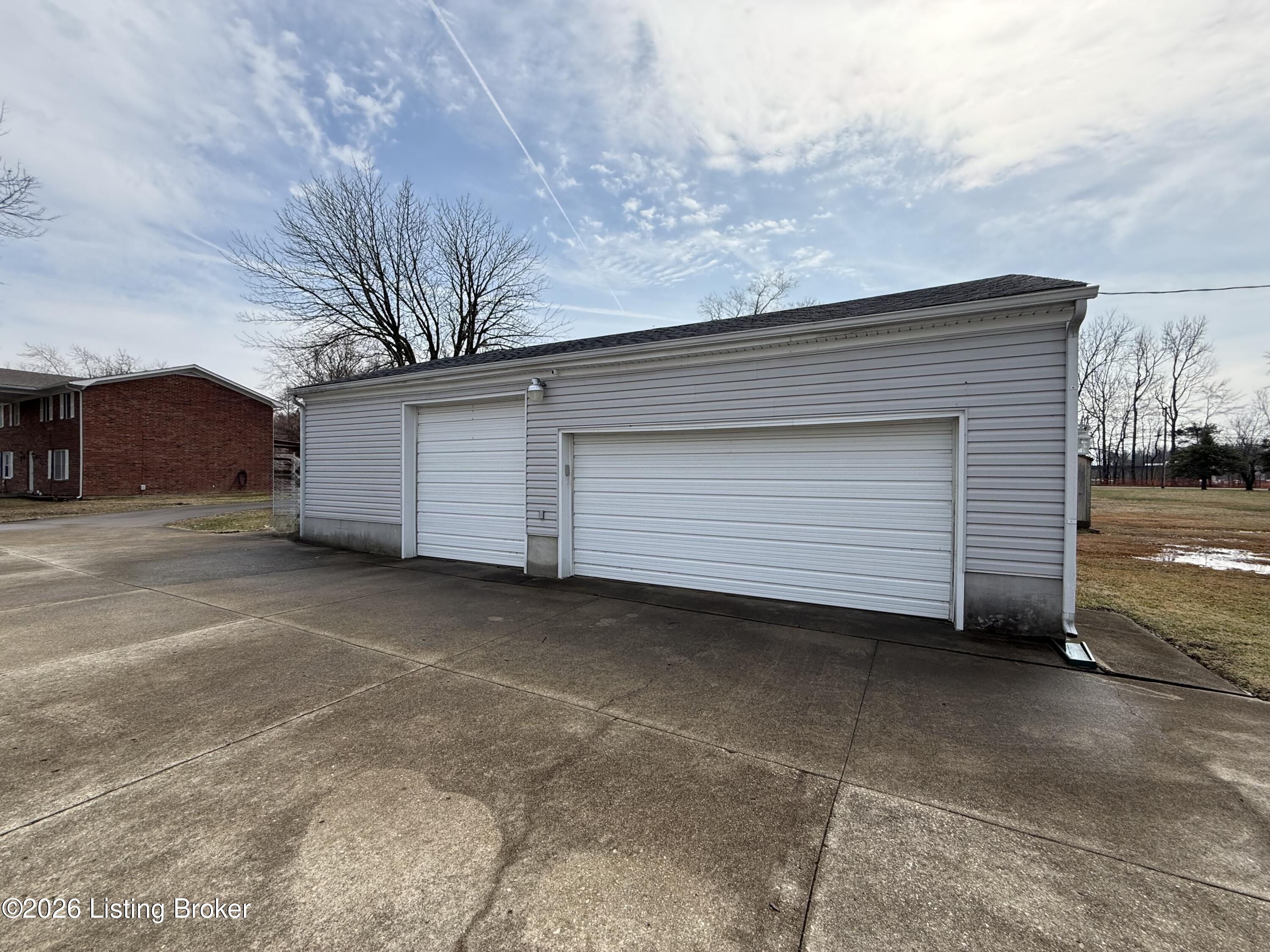 8201 Damascus Rd