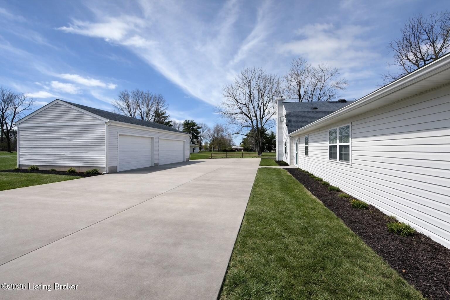 8201 Damascus Rd
